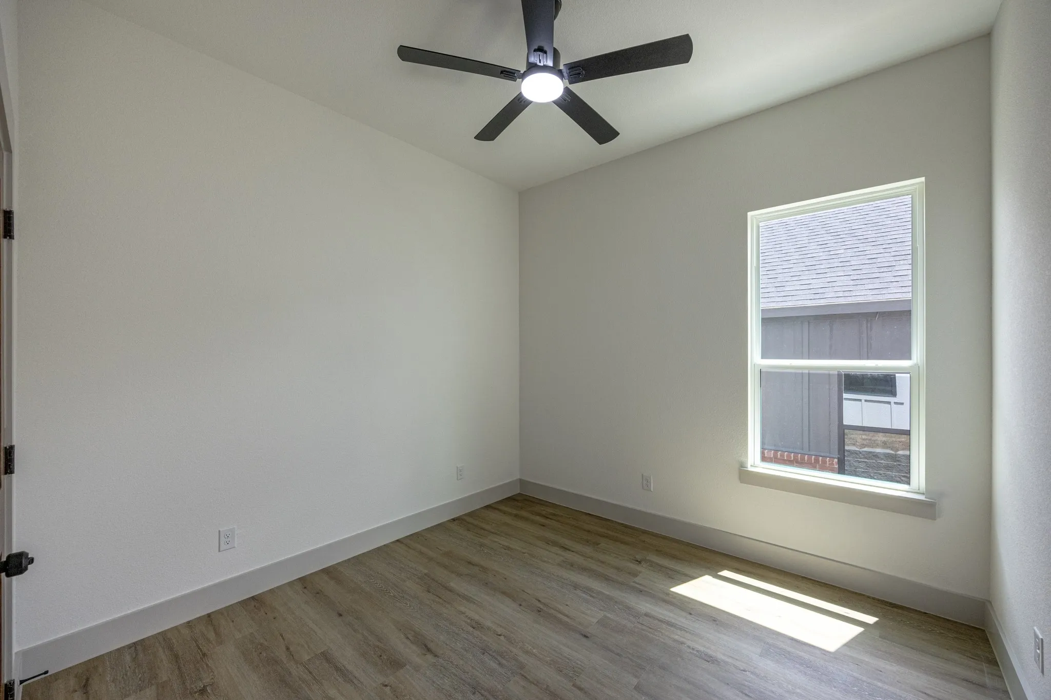 Single Family Residence For Sale in Tarrant County , 5208 Helmick, Fort Worth, Texas 76107, 4 Bedroom, 2 Bathroom, 2 Garage spaces, 1,837 Sqft, built in 2026, mls#21314844, Real Estate Agent in Fort Worth, Homes For Sale in Tarrant county, Homes For Sale in Fort Worth, Realtor in Fort Worth Texas, Real Estate Brokerage Independent Realty Texas, Luminita Cordes Realtor