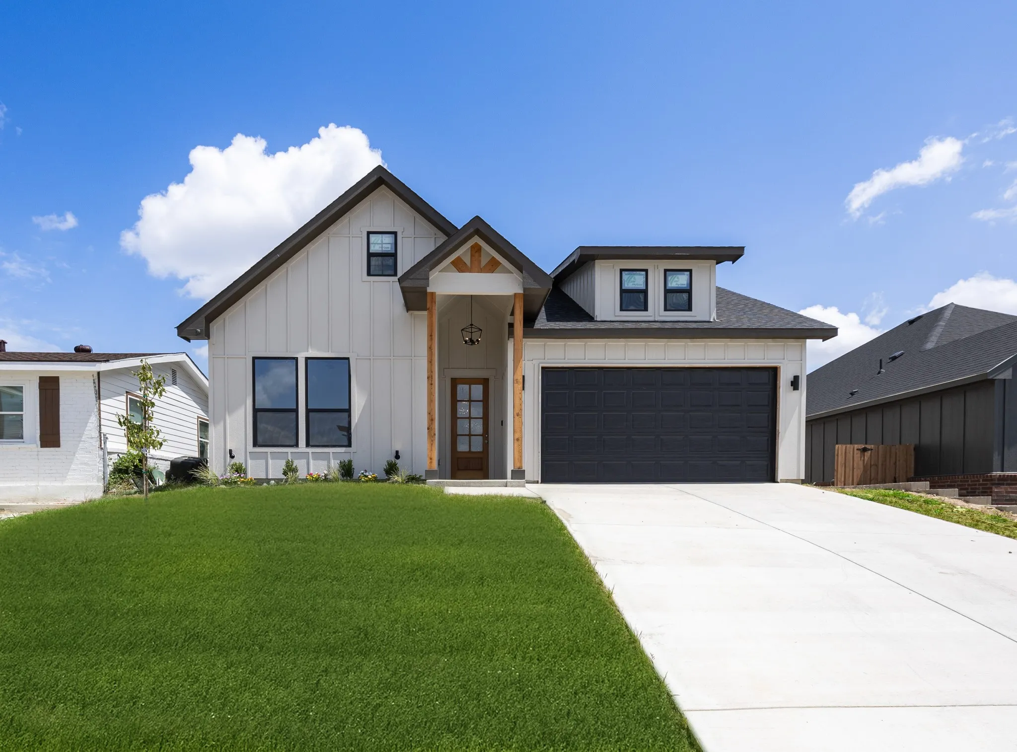 Single Family Residence For Sale in Tarrant County , 5208 Helmick, Fort Worth, Texas 76107, 4 Bedroom, 2 Bathroom, 2 Garage spaces, 1,837 Sqft, built in 2026, mls#21314844, Real Estate Agent in Fort Worth, Homes For Sale in Tarrant county, Homes For Sale in Fort Worth, Realtor in Fort Worth Texas, Real Estate Brokerage Independent Realty Texas, Luminita Cordes Realtor