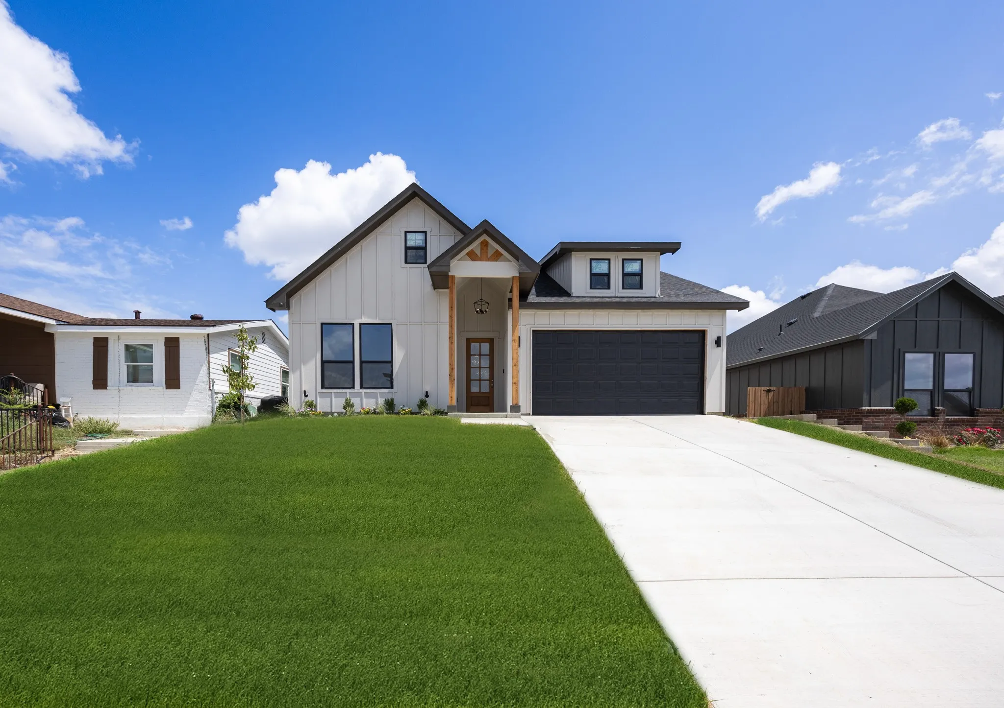 Single Family Residence For Sale in Tarrant County , 5208 Helmick, Fort Worth, Texas 76107, 4 Bedroom, 2 Bathroom, 2 Garage spaces, 1,837 Sqft, built in 2026, mls#21314844, Real Estate Agent in Fort Worth, Homes For Sale in Tarrant county, Homes For Sale in Fort Worth, Realtor in Fort Worth Texas, Real Estate Brokerage Independent Realty Texas, Luminita Cordes Realtor