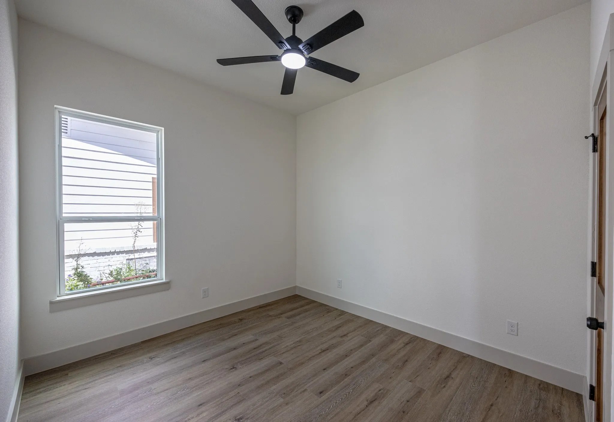 Single Family Residence For Sale in Tarrant County , 5208 Helmick, Fort Worth, Texas 76107, 4 Bedroom, 2 Bathroom, 2 Garage spaces, 1,837 Sqft, built in 2026, mls#21314844, Real Estate Agent in Fort Worth, Homes For Sale in Tarrant county, Homes For Sale in Fort Worth, Realtor in Fort Worth Texas, Real Estate Brokerage Independent Realty Texas, Luminita Cordes Realtor