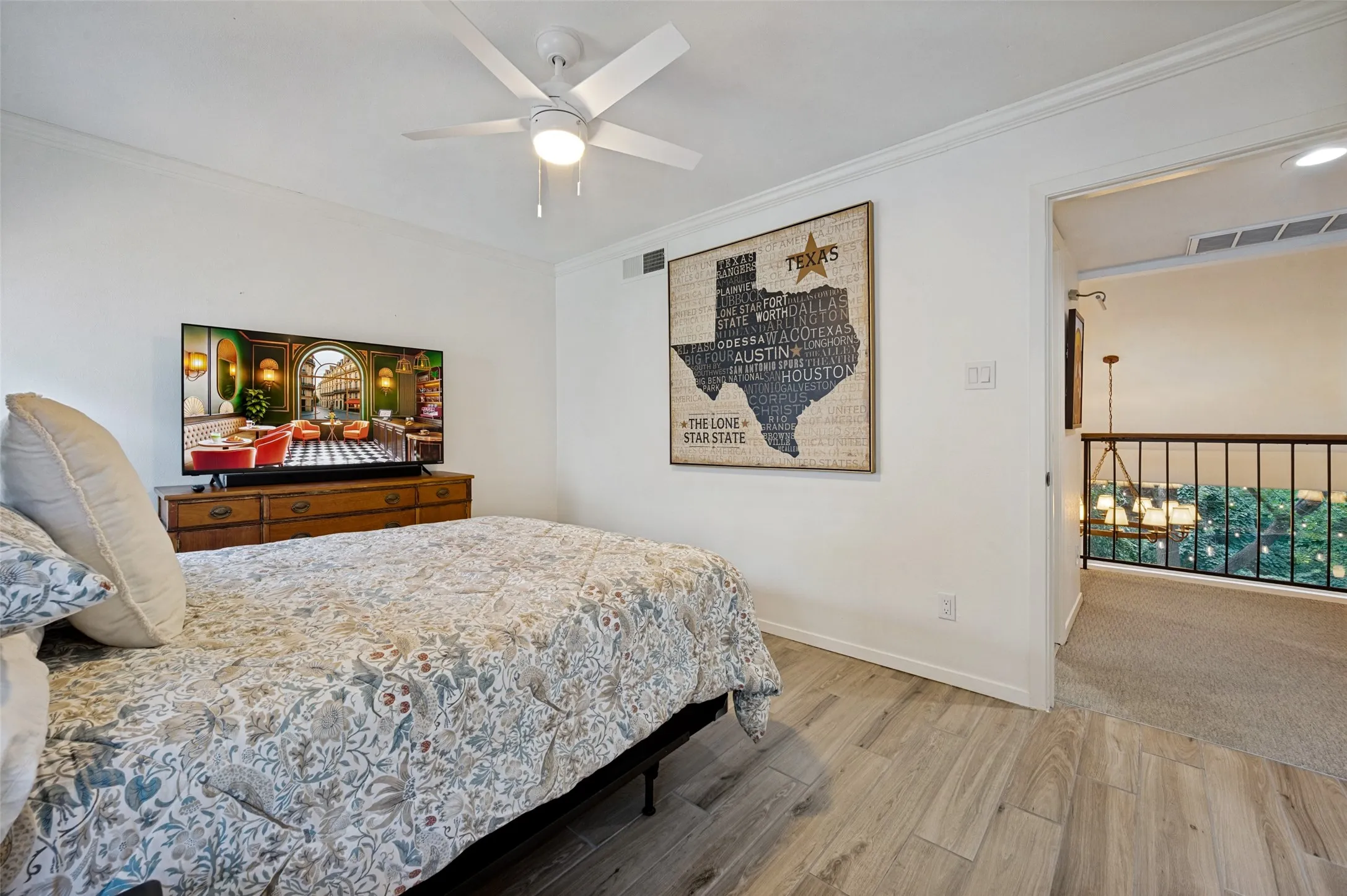 Condominium For Sale in Dallas County , 9233 Church Road 103, Dallas, Texas 75231, 3 Bedroom, 2 Bathroom, Garage spaces, 1,377 Sqft, built in 1981, mls#21314842, Real Estate Agent in Dallas, Homes For Sale in Dallas county, Homes For Sale in Dallas, Realtor in Dallas Texas, Real Estate Brokerage Independent Realty Texas, Luminita Cordes Realtor