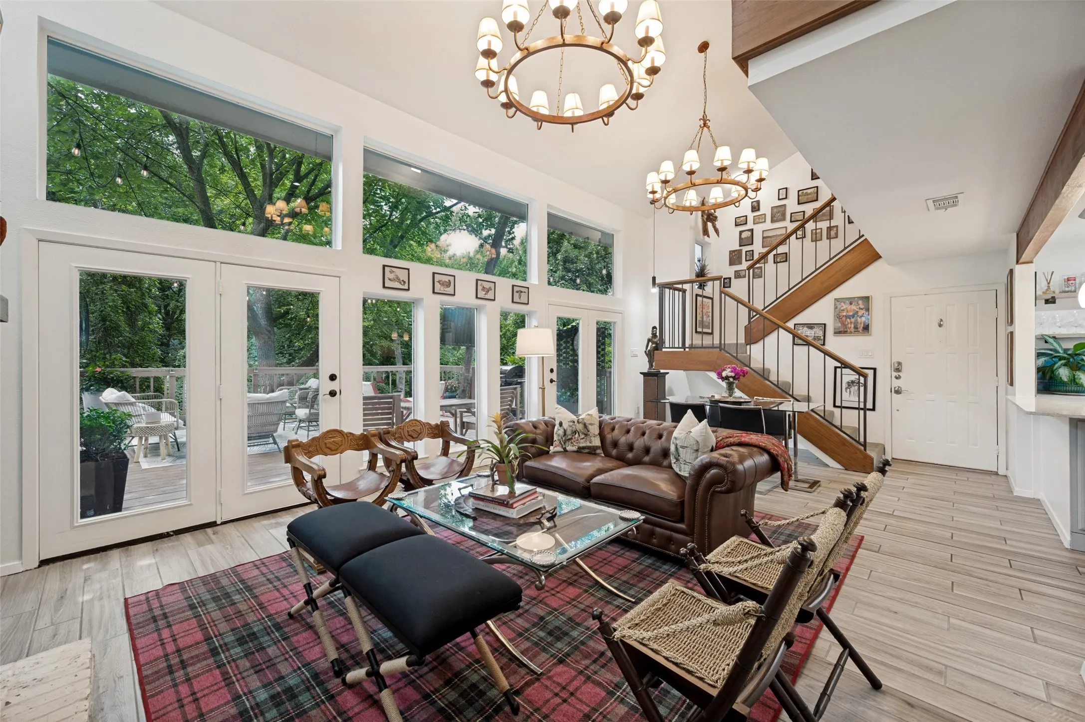 Condominium For Sale in Dallas County , 9233 Church Road 103, Dallas, Texas 75231, 3 Bedroom, 2 Bathroom, Garage spaces, 1,377 Sqft, built in 1981, mls#21314842, Real Estate Agent in Dallas, Homes For Sale in Dallas county, Homes For Sale in Dallas, Realtor in Dallas Texas, Real Estate Brokerage Independent Realty Texas, Luminita Cordes Realtor
