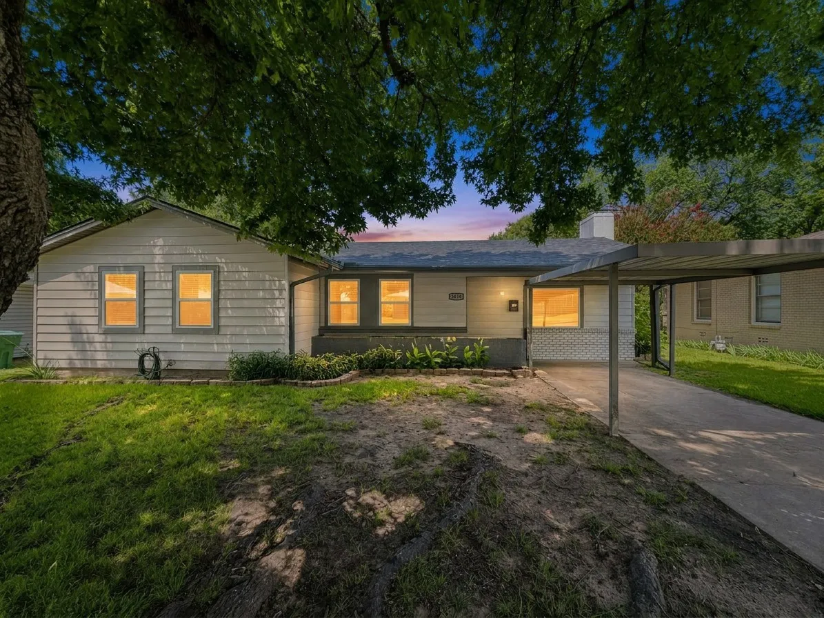 Single Family Residence For Sale in Grayson County , 1414 N Binkley Avenue, Sherman, Texas 75092, 3 Bedroom, 2 Bathroom, Garage spaces, 1,652 Sqft, built in 1954, mls#21314918, Real Estate Agent in Sherman, Homes For Sale in Grayson county, Homes For Sale in Sherman, Realtor in Sherman Texas, Real Estate Brokerage Independent Realty Texas, Luminita Cordes Realtor