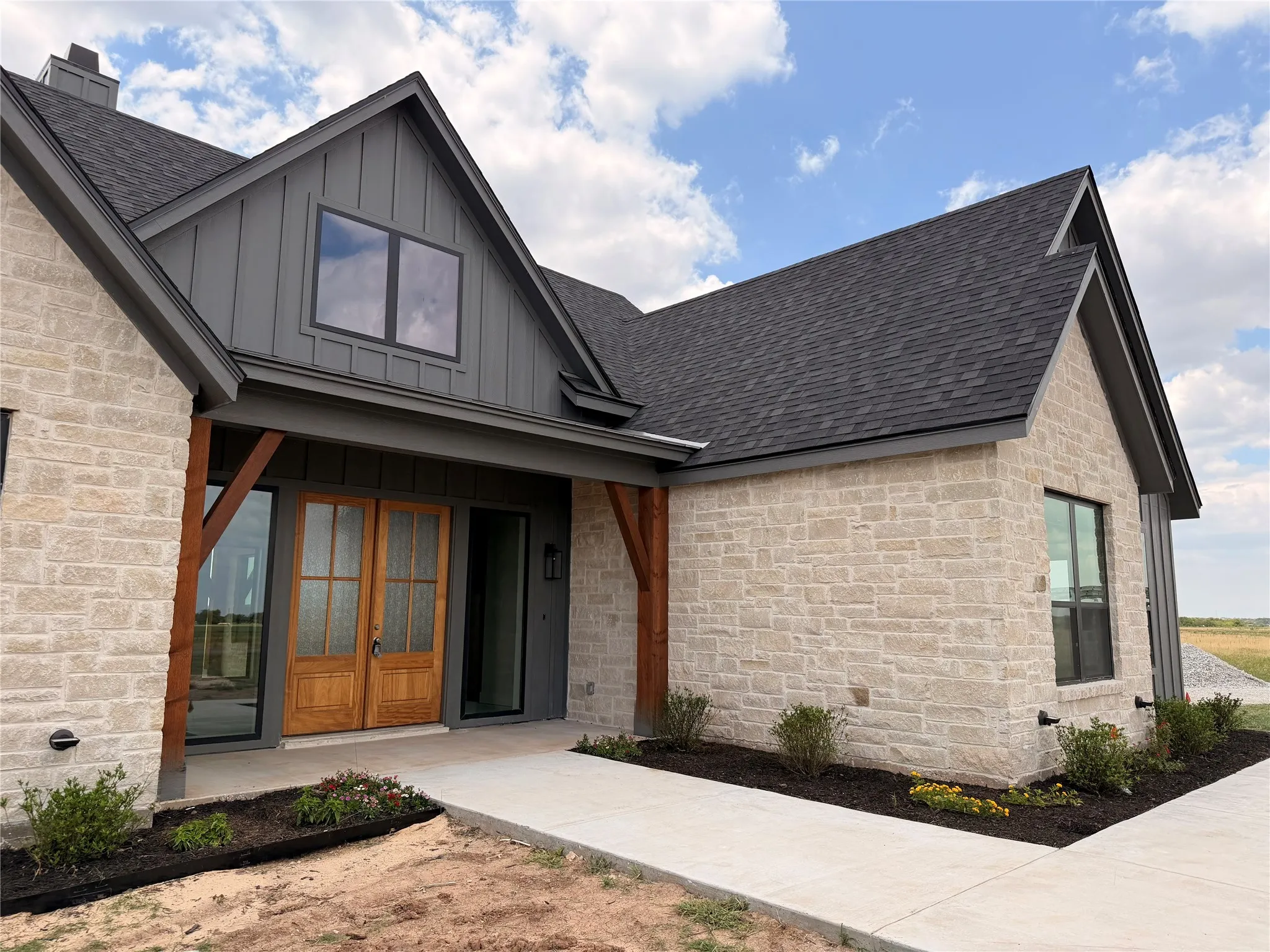 Single Family Residence For Sale in Mc Lennan County , 495 High Meadow, Elm Mott, Texas 76640, 4 Bedroom, 3 Bathroom, 2 Garage spaces, 2,405 Sqft, built in 2026, mls#21314876, Real Estate Agent in Elm Mott, Homes For Sale in Mc Lennan county, Homes For Sale in Elm Mott, Realtor in Elm Mott Texas, Real Estate Brokerage Independent Realty Texas, Luminita Cordes Realtor