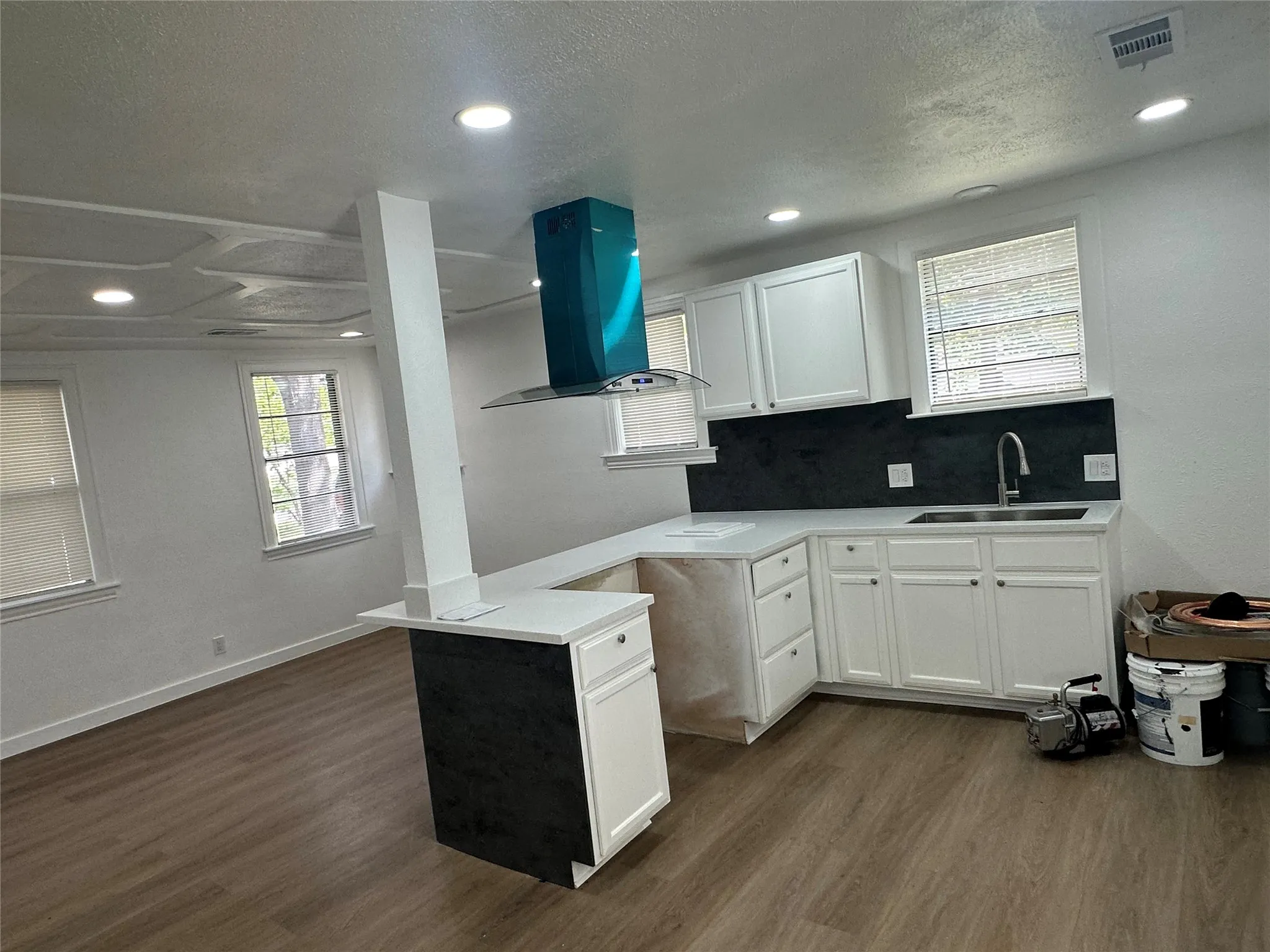 Single Family Residence For Sale in Dallas County , 1602 Bruce Drive, Garland, Texas 75043, 2 Bedroom, 2 Bathroom, Garage spaces, 931 Sqft, built in 1961, mls#21314935, Real Estate Agent in Garland, Homes For Sale in Dallas county, Homes For Sale in Garland, Realtor in Garland Texas, Real Estate Brokerage Independent Realty Texas, Luminita Cordes Realtor