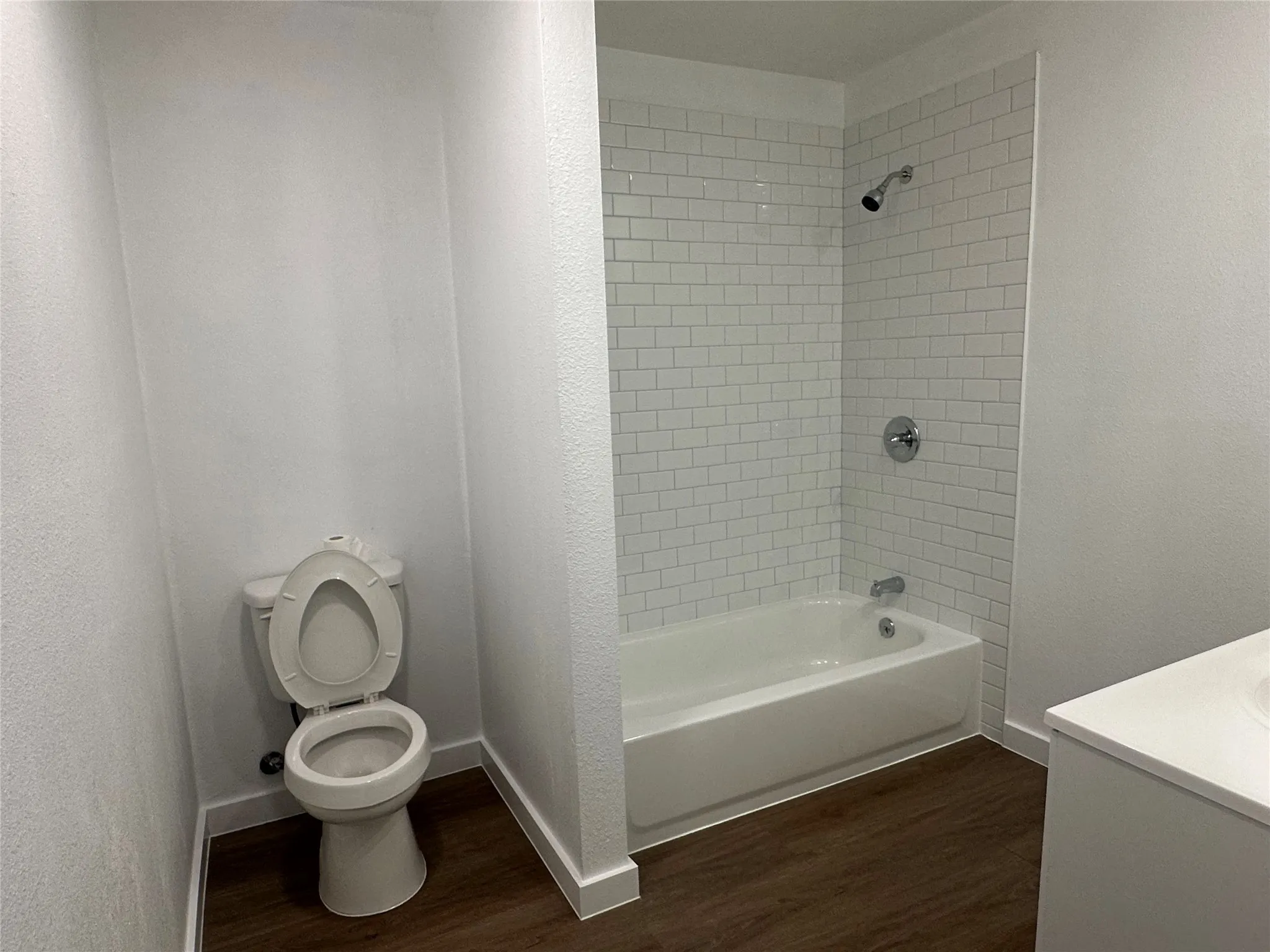 Single Family Residence For Sale in Dallas County , 1602 Bruce Drive, Garland, Texas 75043, 2 Bedroom, 2 Bathroom, Garage spaces, 931 Sqft, built in 1961, mls#21314935, Real Estate Agent in Garland, Homes For Sale in Dallas county, Homes For Sale in Garland, Realtor in Garland Texas, Real Estate Brokerage Independent Realty Texas, Luminita Cordes Realtor