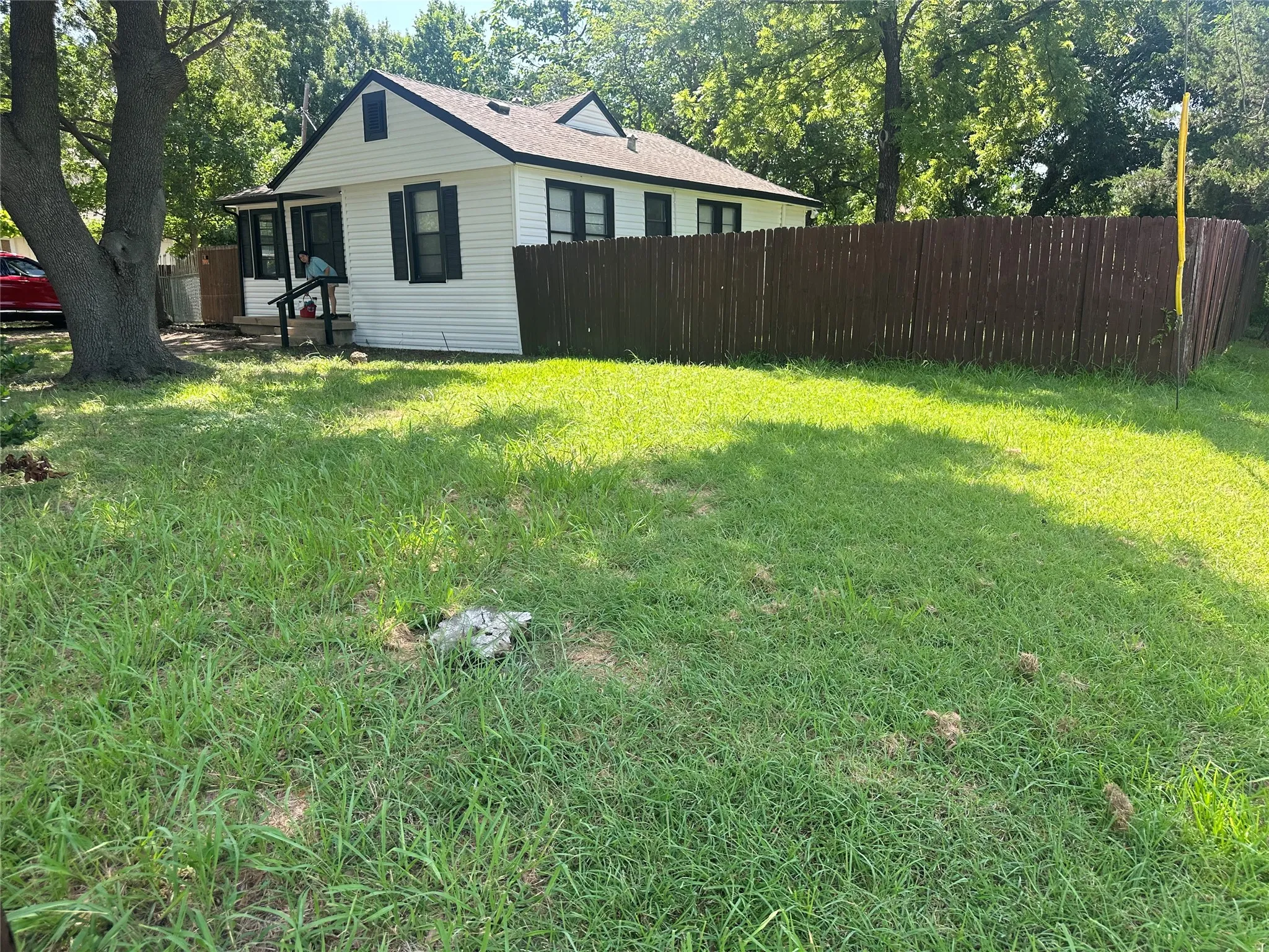 Single Family Residence For Sale in Dallas County , 1602 Bruce Drive, Garland, Texas 75043, 2 Bedroom, 2 Bathroom, Garage spaces, 931 Sqft, built in 1961, mls#21314935, Real Estate Agent in Garland, Homes For Sale in Dallas county, Homes For Sale in Garland, Realtor in Garland Texas, Real Estate Brokerage Independent Realty Texas, Luminita Cordes Realtor
