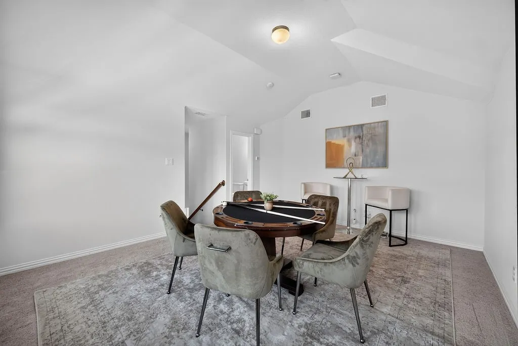 Single Family Residence For Sale in Denton County , 1352 Lake Grove Drive, Little Elm, Texas 75068, 4 Bedroom, 4 Bathroom, 2 Garage spaces, 2,423 Sqft, built in 2019, mls#21314394, Real Estate Agent in Little Elm, Homes For Sale in Denton county, Homes For Sale in Little Elm, Realtor in Little Elm Texas, Real Estate Brokerage Independent Realty Texas, Luminita Cordes Realtor
