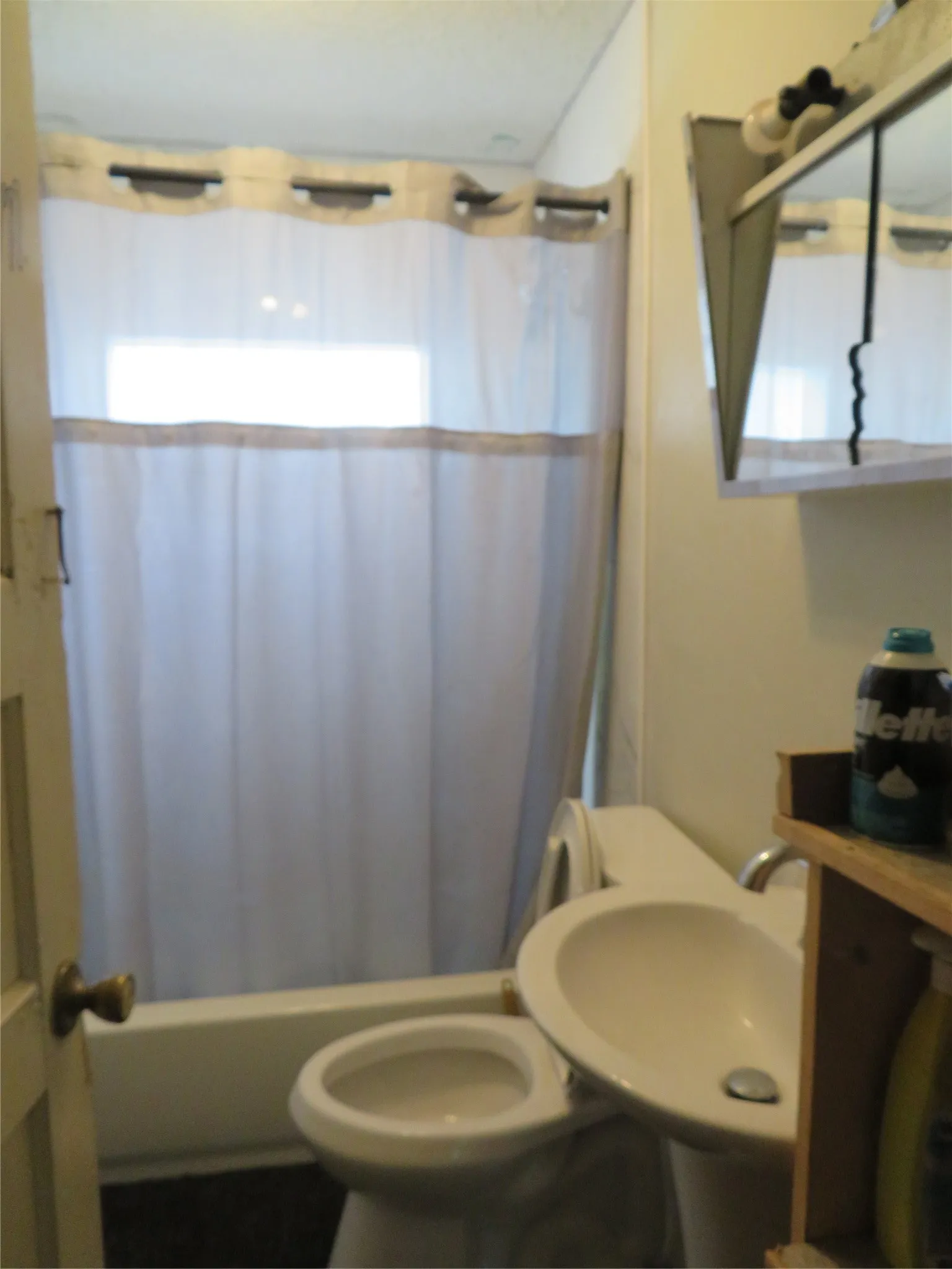 Single Family Residence For Sale in Denton County , 1206 Johnson Street, Denton, Texas 76205, 2 Bedrooms, 1 Bathroom, Garage spaces, 1,152 Sqft, built in 1940, Price $230,000, mls#21314543, Real Estate Agent in Denton, Homes For Sale in Denton county, Homes For Sale in Denton, Realtor in Denton Texas, Real Estate Brokerage Independent Realty Texas, Luminita Cordes Realtor