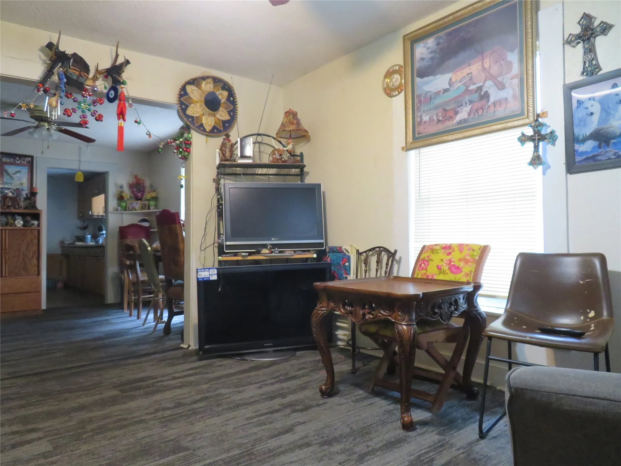 Single Family Residence For Sale in Denton County , 1206 Johnson Street, Denton, Texas 76205, 2 Bedrooms, 1 Bathroom, Garage spaces, 1,152 Sqft, built in 1940, Price $230,000, mls#21314543, Real Estate Agent in Denton, Homes For Sale in Denton county, Homes For Sale in Denton, Realtor in Denton Texas, Real Estate Brokerage Independent Realty Texas, Luminita Cordes Realtor