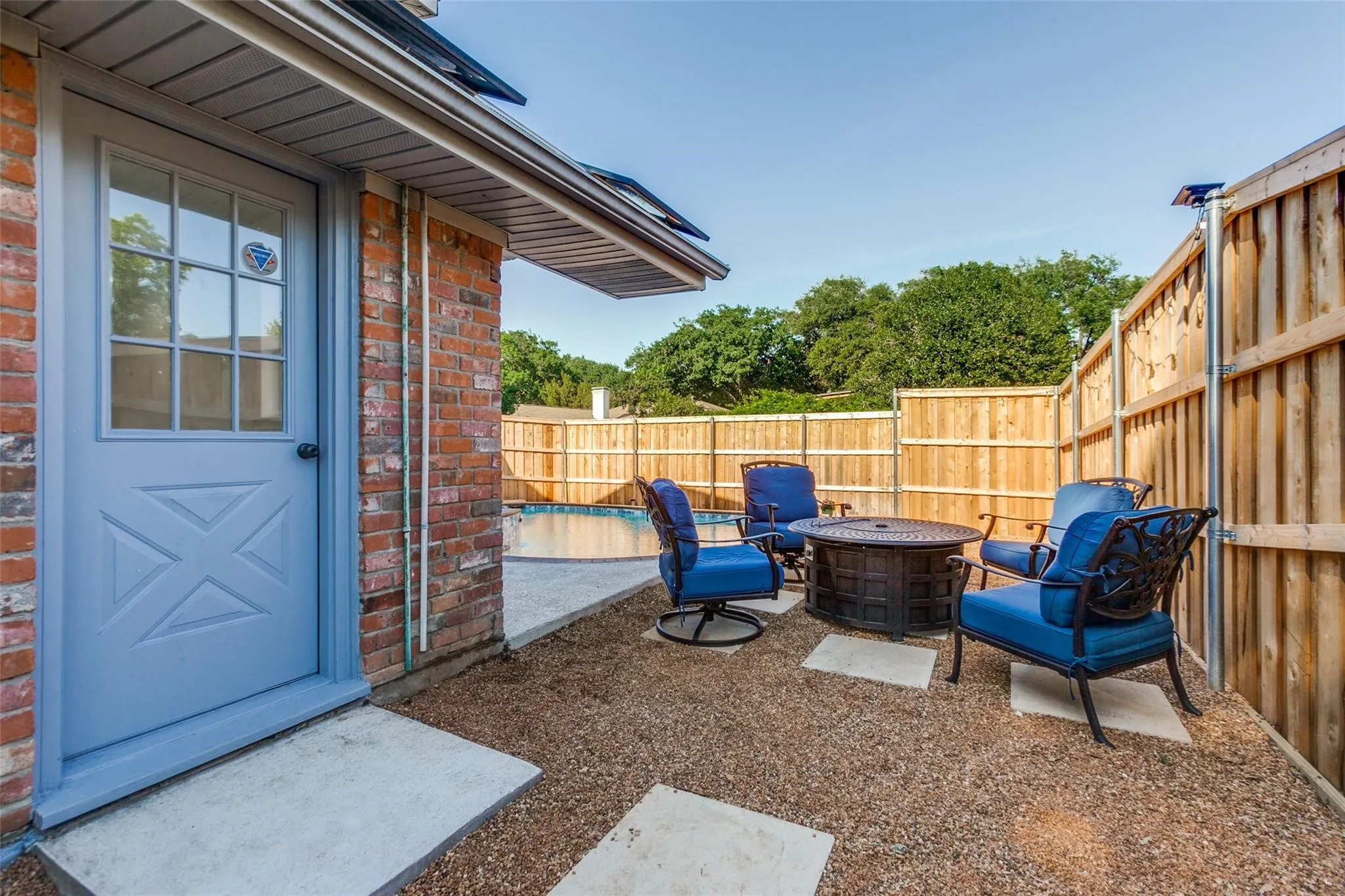 Single Family Residence For Sale in Dallas County , 2202 Owens Boulevard, Richardson, Texas 75082, 4 Bedroom, 5 Bathroom, 2 Garage spaces, 3,285 Sqft, built in 1978, mls#21314965, Real Estate Agent in Richardson, Homes For Sale in Dallas county, Homes For Sale in Richardson, Realtor in Richardson Texas, Real Estate Brokerage Independent Realty Texas, Luminita Cordes Realtor