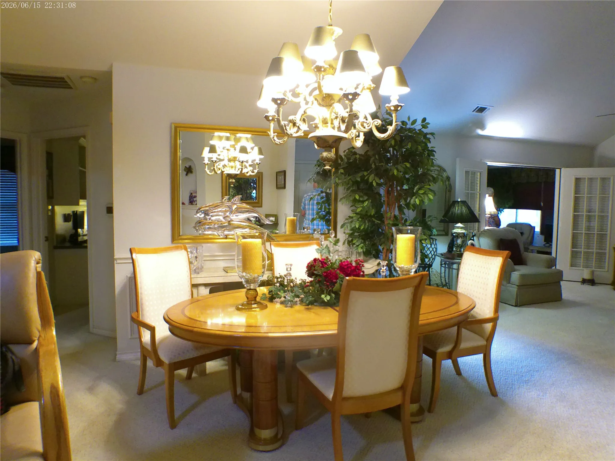 Condominium For Sale in Tarrant County , 933 Bridges Drive, Arlington, Texas 76012, 3 Bedroom, 2 Bathroom, 2 Garage spaces, 1,729 Sqft, built in 2000, mls#21301964, Real Estate Agent in Arlington, Homes For Sale in Tarrant county, Homes For Sale in Arlington, Realtor in Arlington Texas, Real Estate Brokerage Independent Realty Texas, Luminita Cordes Realtor