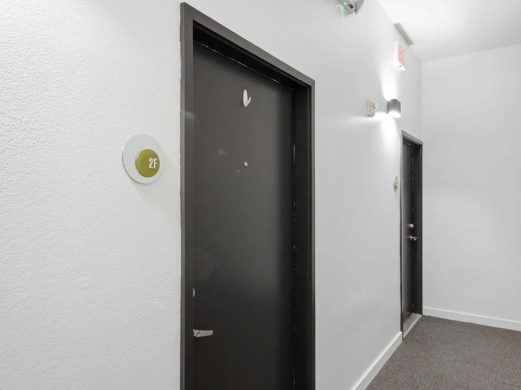 Condominium For Sale in Dallas County , 3015 Bryan Street 2F, Dallas, Texas 75204, 1 Bedroom, 2 Bathroom, 2 Garage spaces, 933 Sqft, built in 2004, mls#21314976, Real Estate Agent in Dallas, Homes For Sale in Dallas county, Homes For Sale in Dallas, Realtor in Dallas Texas, Real Estate Brokerage Independent Realty Texas, Luminita Cordes Realtor