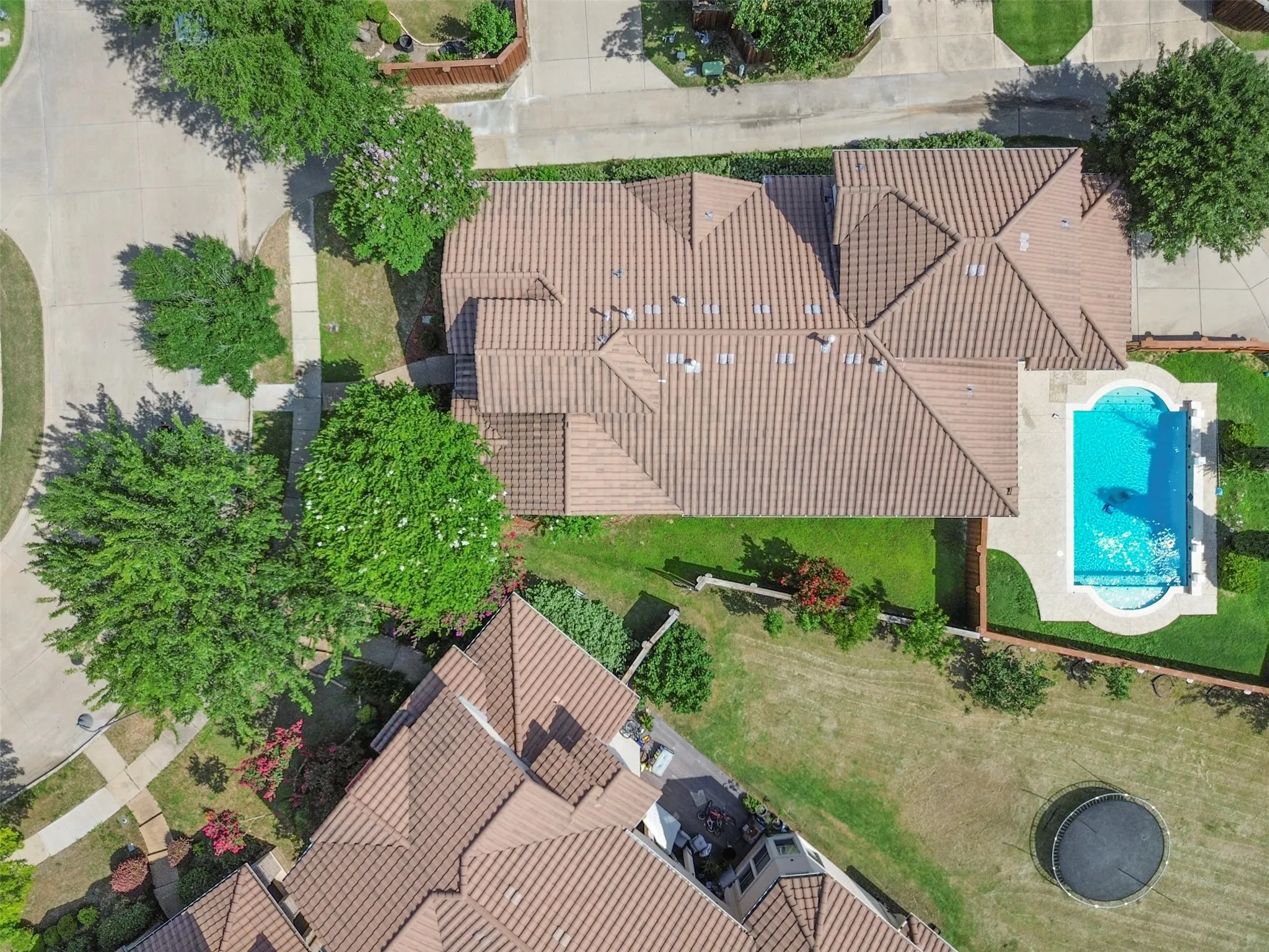 Single Family Residence For Sale in Dallas County , 6811 San Fernando, Irving, Texas 75039, 4 Bedroom, 3 Bathroom, 2 Garage spaces, 2,857 Sqft, built in 2005, mls#21300749, Real Estate Agent in Irving, Homes For Sale in Dallas county, Homes For Sale in Irving, Realtor in Irving Texas, Real Estate Brokerage Independent Realty Texas, Luminita Cordes Realtor