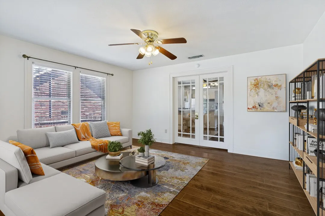 Apartment For Rent in Tarrant County , 3951 Lafayette Avenue, Fort Worth, Texas 76107, 1 Bedroom, 1 Bathroom, Garage spaces, 970 Sqft, built in 1945, mls#21314925, Real Estate Agent in Fort Worth, Homes For Rent in Tarrant county, Homes For Rent in Fort Worth, Realtor in Fort Worth Texas, Real Estate Brokerage Independent Realty Texas, Luminita Cordes Realtor