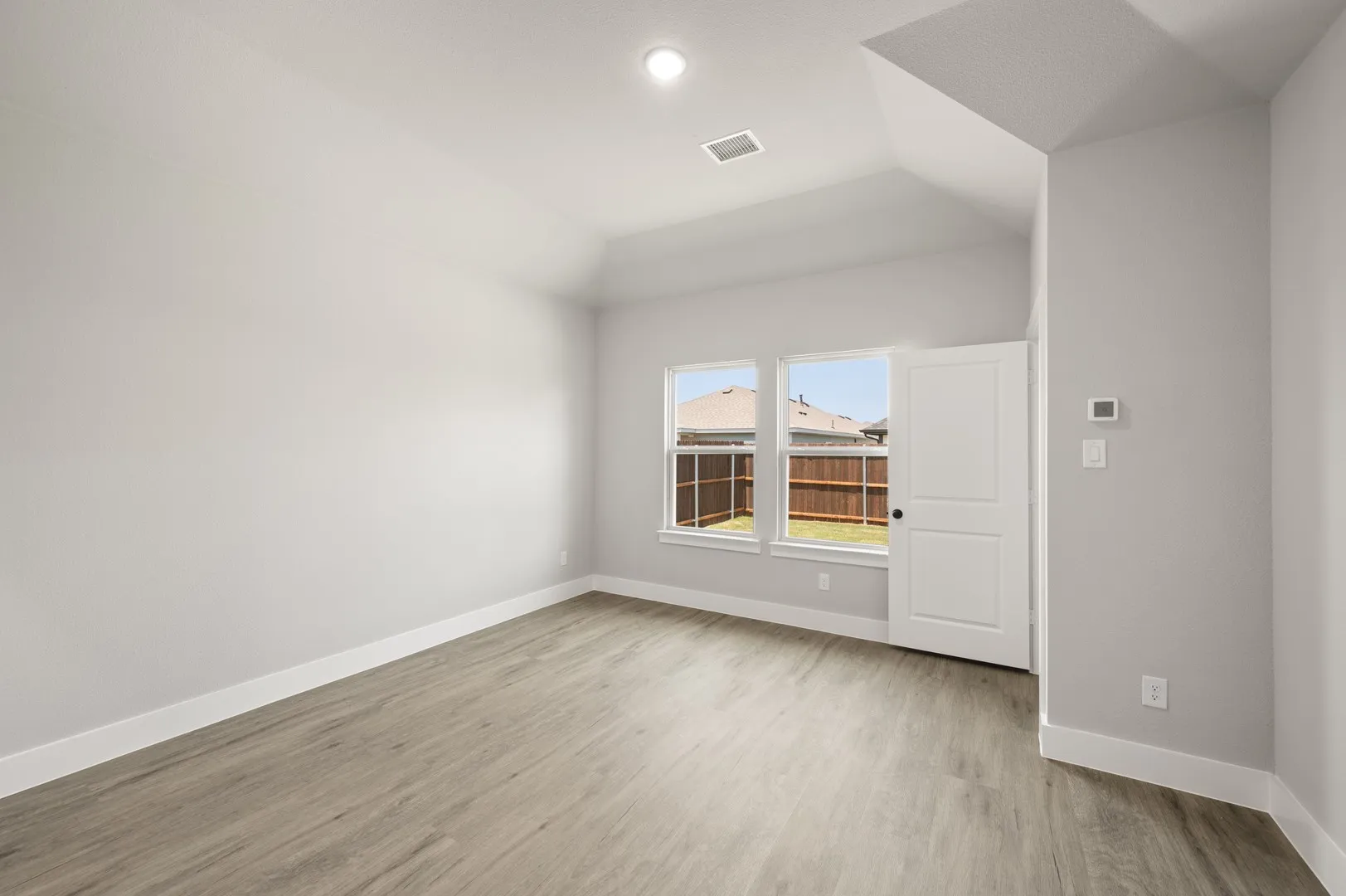 7412 Summer Sunset- Primary Suite-2
