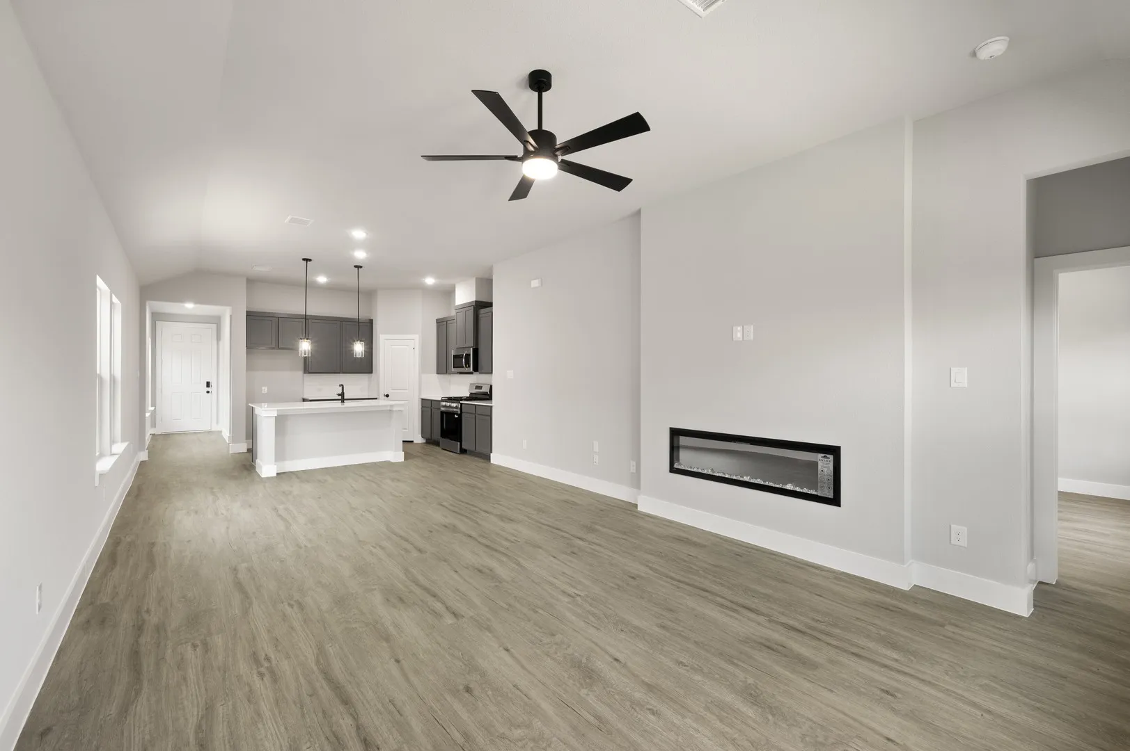 7412 Summer Sunset- Living Room-2