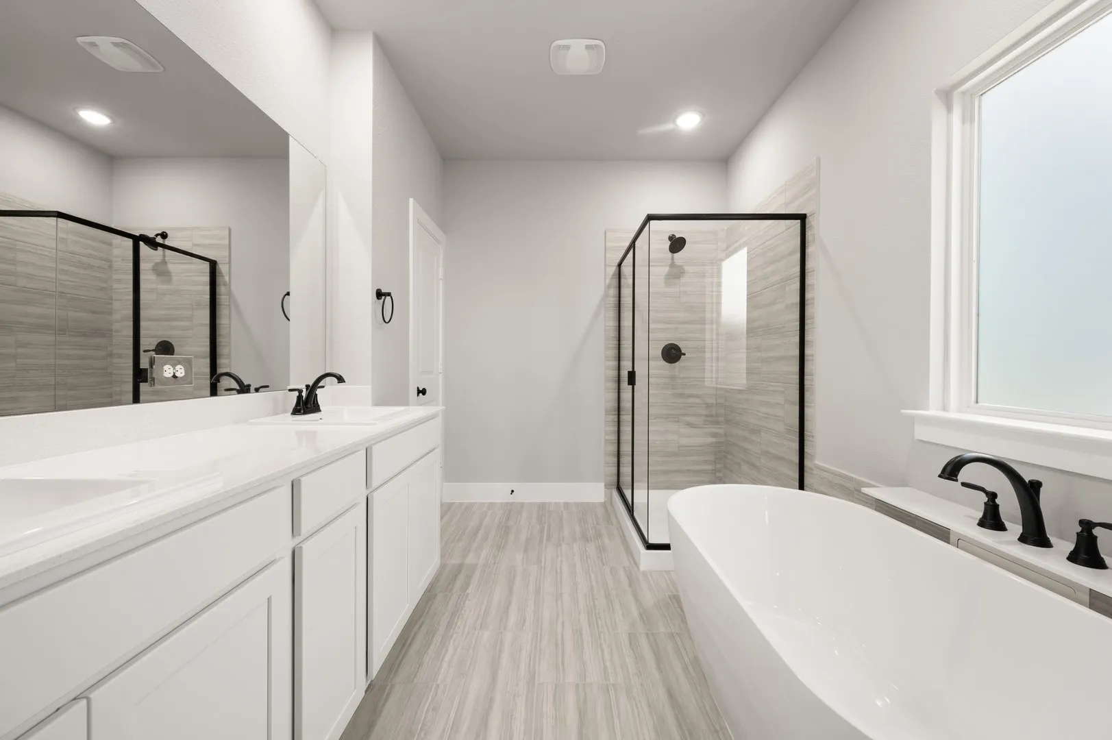 7412 Summer Sunset- Primary Suite-4