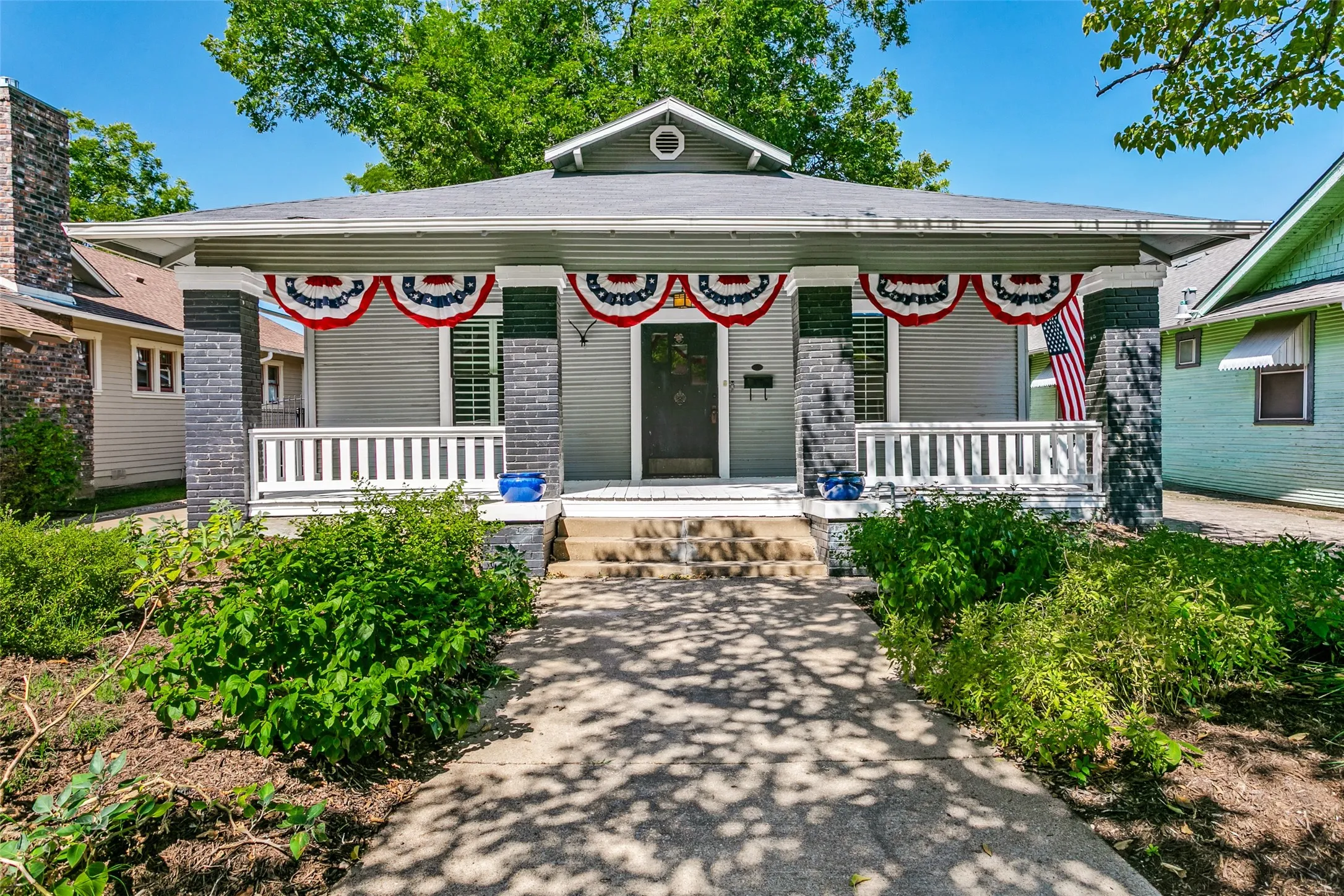 Single Family Residence For Sale in Tarrant County , 2004 Fairmount Avenue, Fort Worth, Texas 76110, 4 Bedroom, 3 Bathroom, Garage spaces, 2,398 Sqft, built in 1920, mls#21314241, Real Estate Agent in Fort Worth, Homes For Sale in Tarrant county, Homes For Sale in Fort Worth, Realtor in Fort Worth Texas, Real Estate Brokerage Independent Realty Texas, Luminita Cordes Realtor