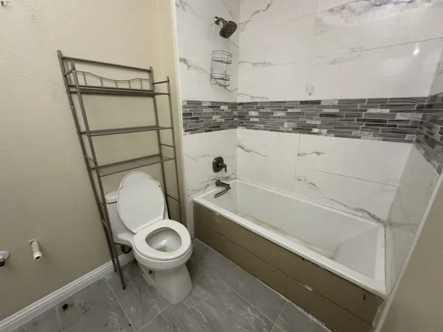Single Family Residence For Sale in Ellis County , 487 Whispering Way, Red Oak, Texas 75154, 3 Bedroom, 4 Bathroom, 3 Garage spaces, 3,210 Sqft, built in 2022, mls#21314998, Real Estate Agent in Red Oak, Homes For Sale in Ellis county, Homes For Sale in Red Oak, Realtor in Red Oak Texas, Real Estate Brokerage Independent Realty Texas, Luminita Cordes Realtor