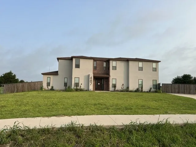 Single Family Residence For Sale in Ellis County , 487 Whispering Way, Red Oak, Texas 75154, 3 Bedroom, 4 Bathroom, 3 Garage spaces, 3,210 Sqft, built in 2022, mls#21314998, Real Estate Agent in Red Oak, Homes For Sale in Ellis county, Homes For Sale in Red Oak, Realtor in Red Oak Texas, Real Estate Brokerage Independent Realty Texas, Luminita Cordes Realtor