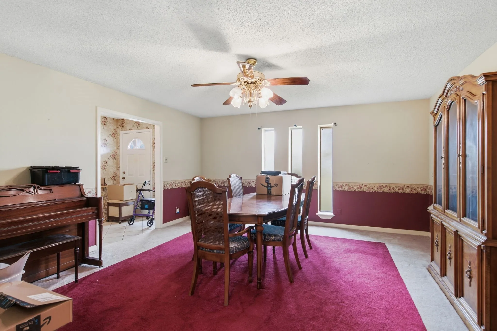 Single Family Residence For Sale in Fannin County , 4574 N State Highway 121, Bonham, Texas 75418, 3 Bedroom, 2 Bathroom, Garage spaces, 2,005 Sqft, built in 1971, mls#21313853, Real Estate Agent in Bonham, Homes For Sale in Fannin county, Homes For Sale in Bonham, Realtor in Bonham Texas, Real Estate Brokerage Independent Realty Texas, Luminita Cordes Realtor