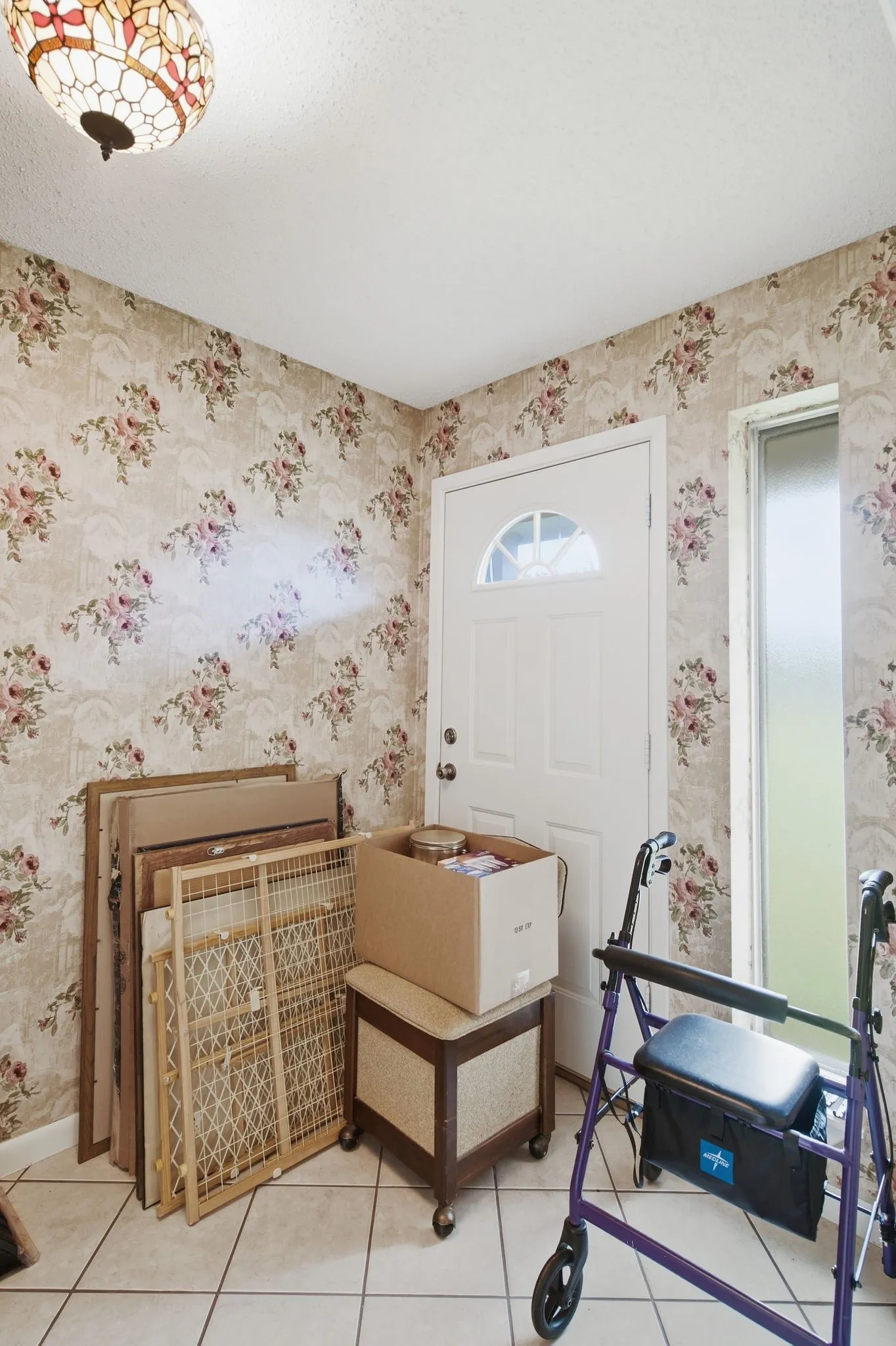 Single Family Residence For Sale in Fannin County , 4574 N State Highway 121, Bonham, Texas 75418, 3 Bedroom, 2 Bathroom, Garage spaces, 2,005 Sqft, built in 1971, mls#21313853, Real Estate Agent in Bonham, Homes For Sale in Fannin county, Homes For Sale in Bonham, Realtor in Bonham Texas, Real Estate Brokerage Independent Realty Texas, Luminita Cordes Realtor