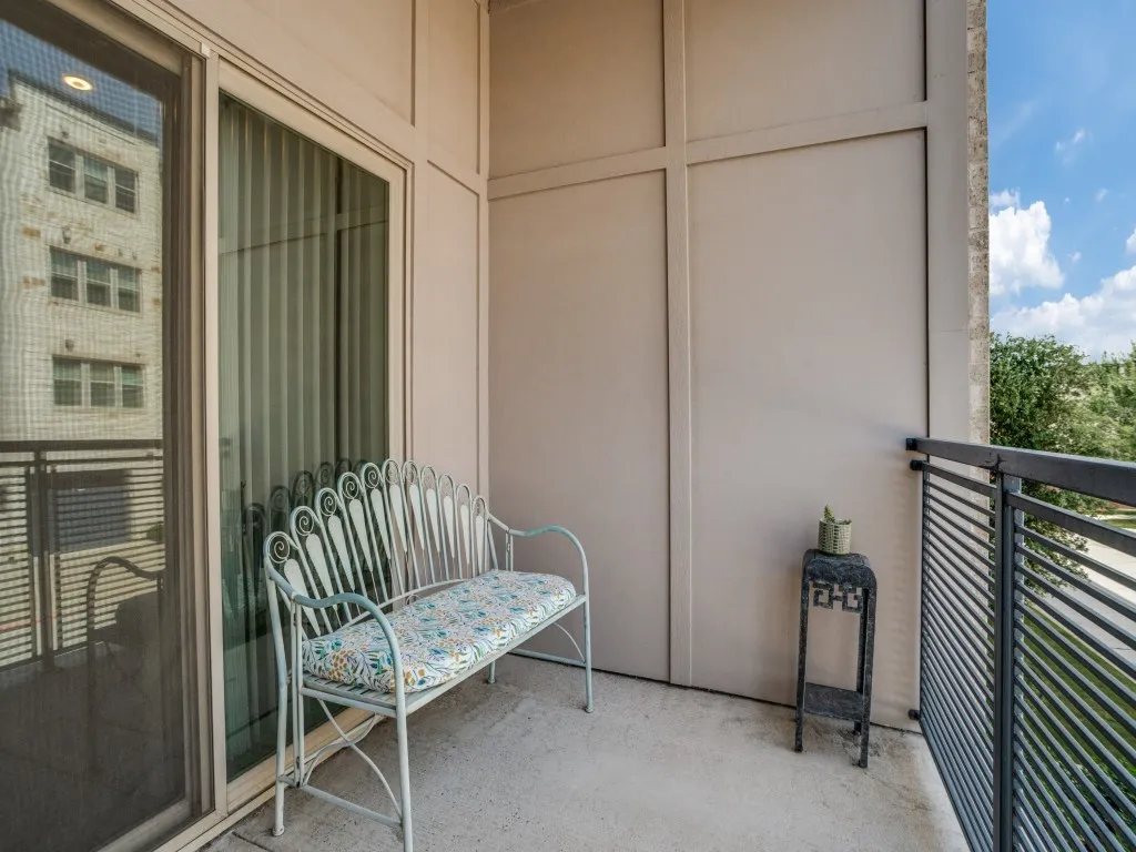 Condominium For Sale in Collin County , 651 N Watters Road 8206, Allen, Texas 75013, 3 Bedroom, 2 Bathroom, 1 Garage spaces, 2,063 Sqft, built in 2021, mls#21315014, Real Estate Agent in Allen, Homes For Sale in Collin county, Homes For Sale in Allen, Realtor in Allen Texas, Real Estate Brokerage Independent Realty Texas, Luminita Cordes Realtor
