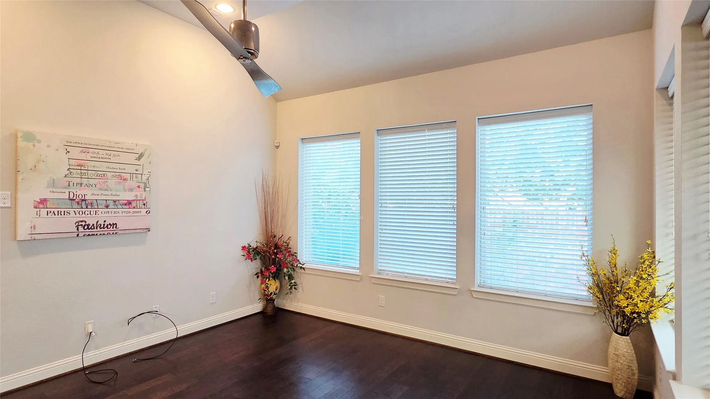 Single Family Residence For Sale in Dallas County , 2232 W Dutch Drive, Richardson, Texas 75080, 4 Bedroom, 4 Bathroom, 2 Garage spaces, 2,795 Sqft, built in 2014, mls#21312939, Real Estate Agent in Richardson, Homes For Sale in Dallas county, Homes For Sale in Richardson, Realtor in Richardson Texas, Real Estate Brokerage Independent Realty Texas, Luminita Cordes Realtor