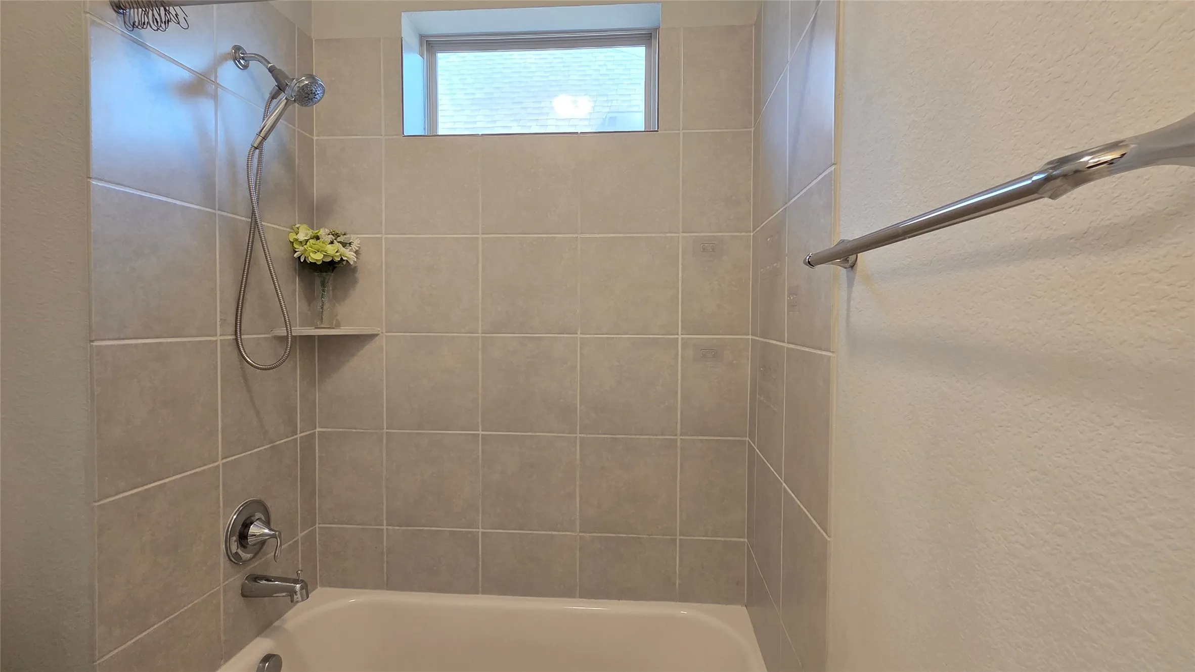 Single Family Residence For Sale in Dallas County , 2232 W Dutch Drive, Richardson, Texas 75080, 4 Bedroom, 4 Bathroom, 2 Garage spaces, 2,795 Sqft, built in 2014, mls#21312939, Real Estate Agent in Richardson, Homes For Sale in Dallas county, Homes For Sale in Richardson, Realtor in Richardson Texas, Real Estate Brokerage Independent Realty Texas, Luminita Cordes Realtor