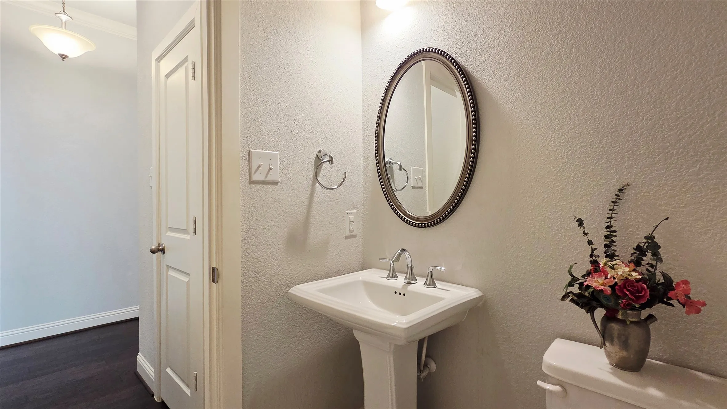 Single Family Residence For Sale in Dallas County , 2232 W Dutch Drive, Richardson, Texas 75080, 4 Bedroom, 4 Bathroom, 2 Garage spaces, 2,795 Sqft, built in 2014, mls#21312939, Real Estate Agent in Richardson, Homes For Sale in Dallas county, Homes For Sale in Richardson, Realtor in Richardson Texas, Real Estate Brokerage Independent Realty Texas, Luminita Cordes Realtor