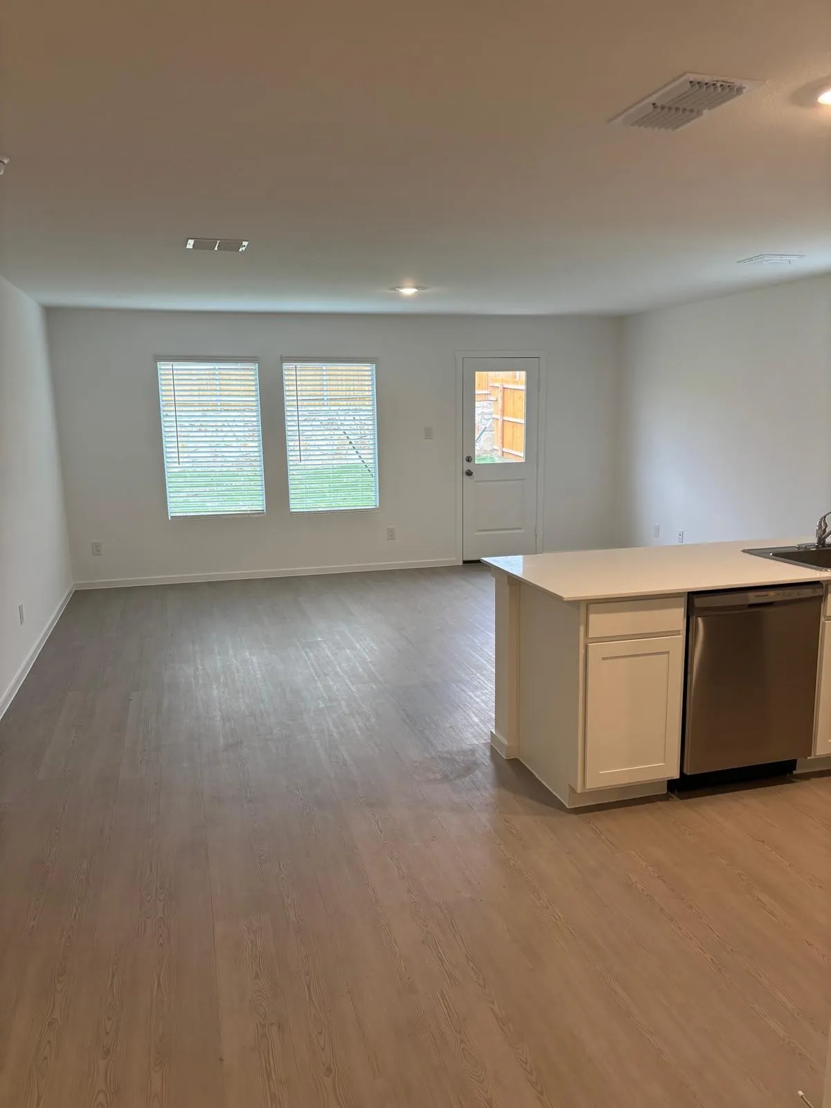 Single Family Residence For Rent in Tarrant County , 9204 Schram Road, Fort Worth, Texas 76179, 4 Bedroom, 2 Bathroom, 2 Garage spaces, 1,707 Sqft, built in 2026, mls#21315027, Real Estate Agent in Fort Worth, Homes For Rent in Tarrant county, Homes For Rent in Fort Worth, Realtor in Fort Worth Texas, Real Estate Brokerage Independent Realty Texas, Luminita Cordes Realtor