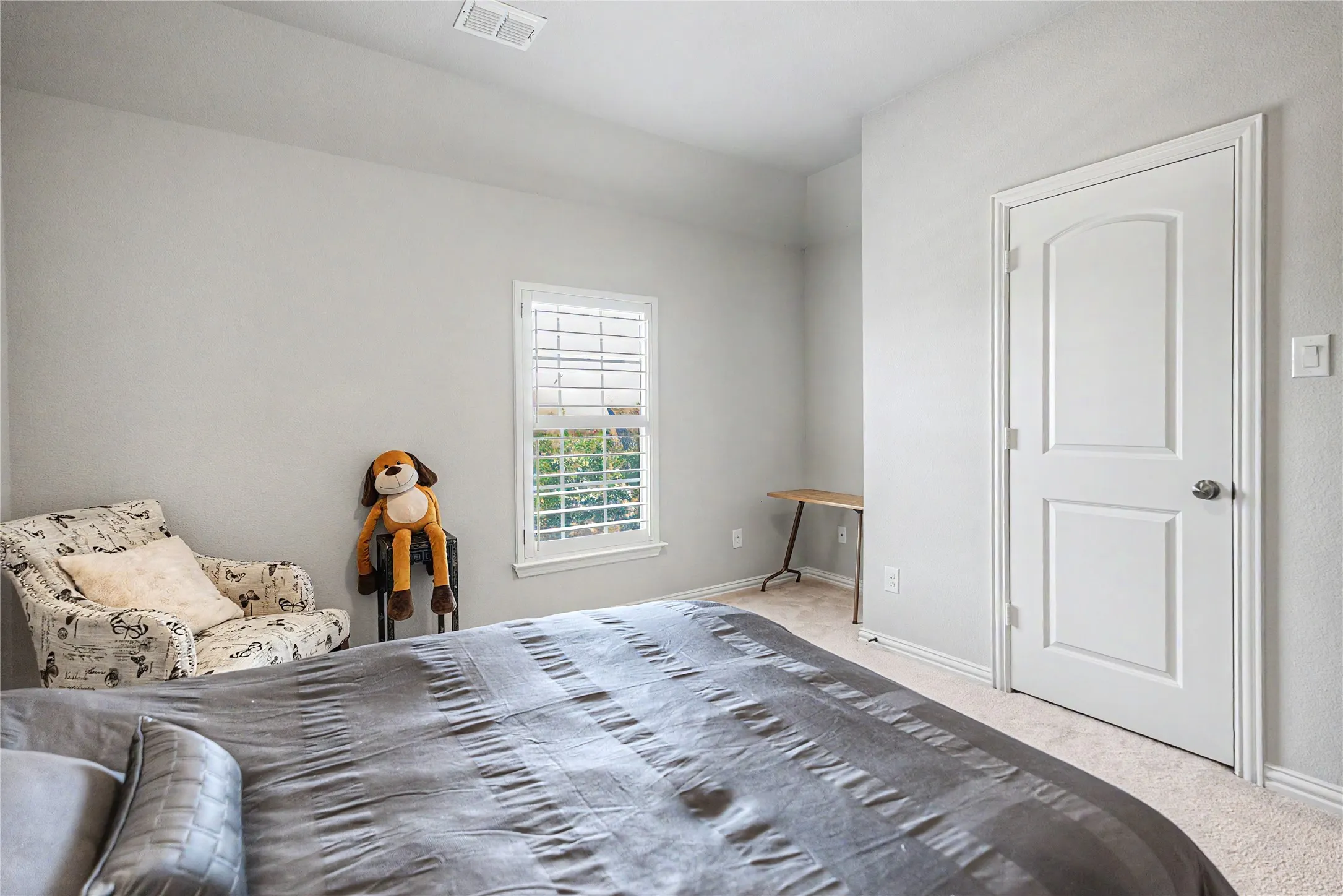 Single Family Residence For Sale in Tarrant County , 3801 Plum Vista Place, Arlington, Texas 76005, 4 Bedroom, 4 Bathroom, 2 Garage spaces, 3,850 Sqft, built in 2013, mls#21310870, Real Estate Agent in Arlington, Homes For Sale in Tarrant county, Homes For Sale in Arlington, Realtor in Arlington Texas, Real Estate Brokerage Independent Realty Texas, Luminita Cordes Realtor
