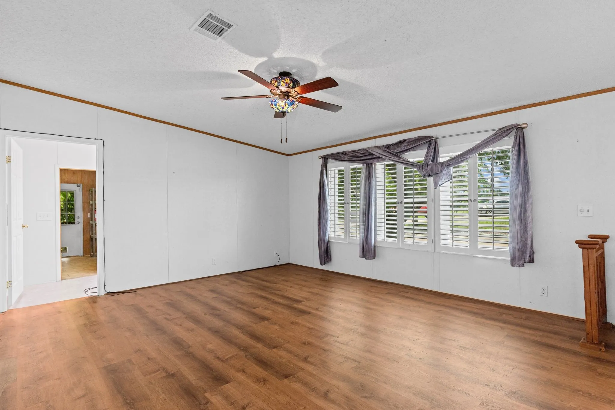 Mobile Home For Sale in Hunt County , 686 FM 1903, Greenville, Texas 75402, 4 Bedroom, 2 Bathroom, Garage spaces, 2,880 Sqft, built in 2002, mls#21315026, Real Estate Agent in Greenville, Homes For Sale in Hunt county, Homes For Sale in Greenville, Realtor in Greenville Texas, Real Estate Brokerage Independent Realty Texas, Luminita Cordes Realtor