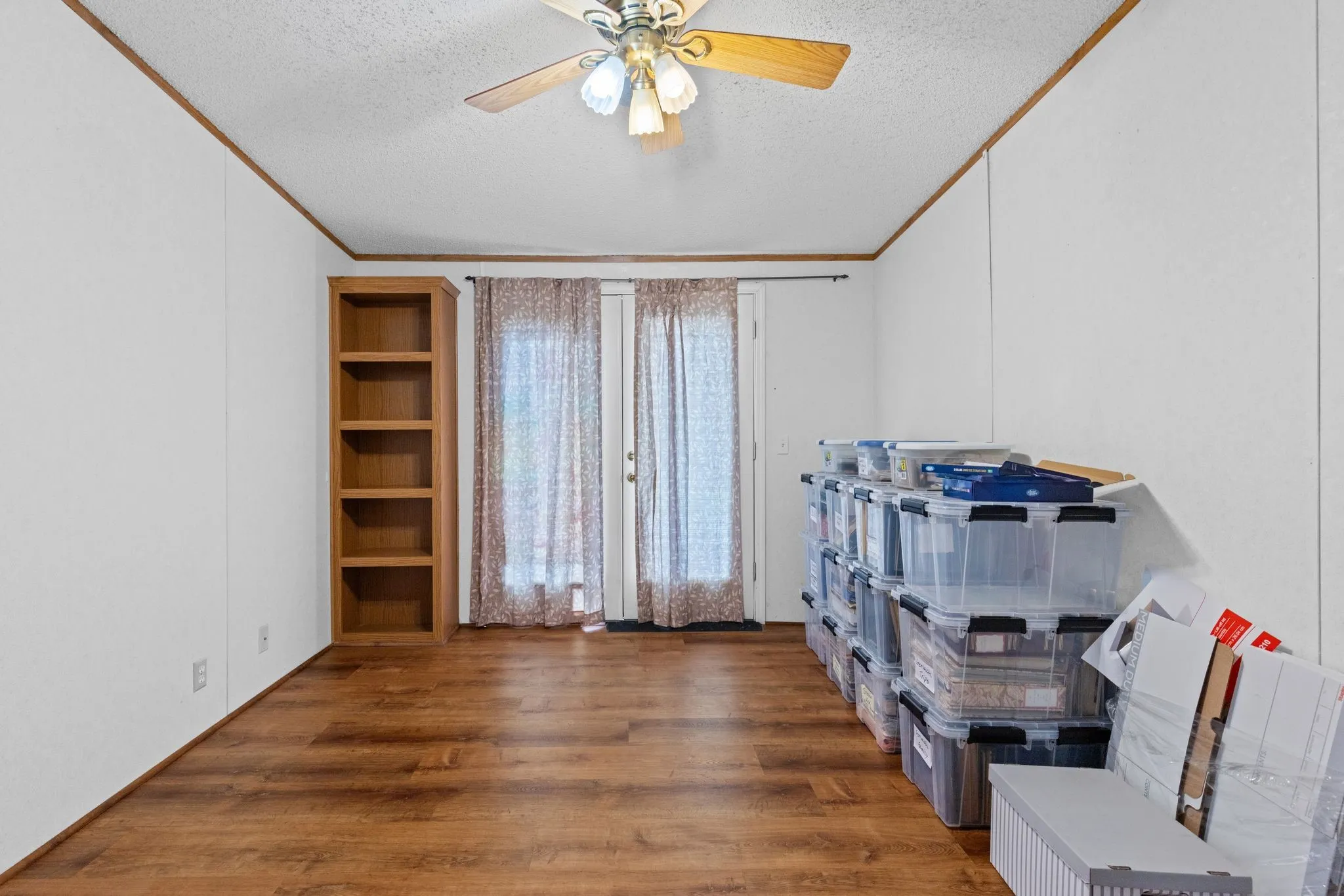 Mobile Home For Sale in Hunt County , 686 FM 1903, Greenville, Texas 75402, 4 Bedroom, 2 Bathroom, Garage spaces, 2,880 Sqft, built in 2002, mls#21315026, Real Estate Agent in Greenville, Homes For Sale in Hunt county, Homes For Sale in Greenville, Realtor in Greenville Texas, Real Estate Brokerage Independent Realty Texas, Luminita Cordes Realtor
