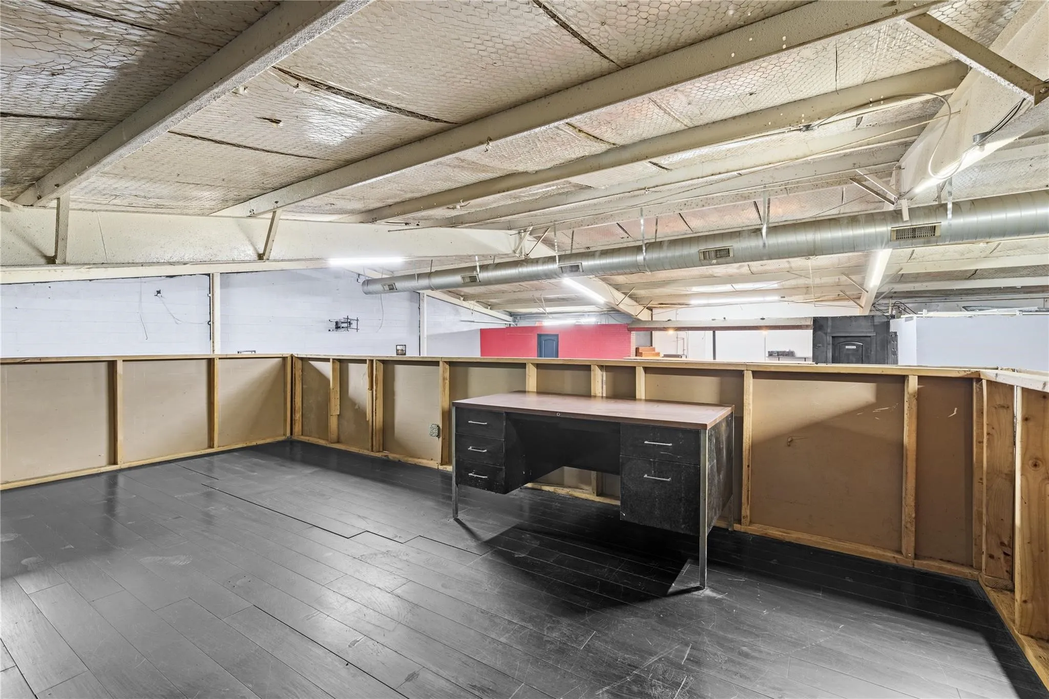 Industrial For Rent in Dallas County , 125 Burrell Drive B, Dallas, Texas 75232, 0, 0, Garage spaces, 4,560 Sqft, built in 1964, mls#21315033, Real Estate Agent in Dallas, Homes For Rent in Dallas county, Homes For Rent in Dallas, Realtor in Dallas Texas, Real Estate Brokerage Independent Realty Texas, Luminita Cordes Realtor