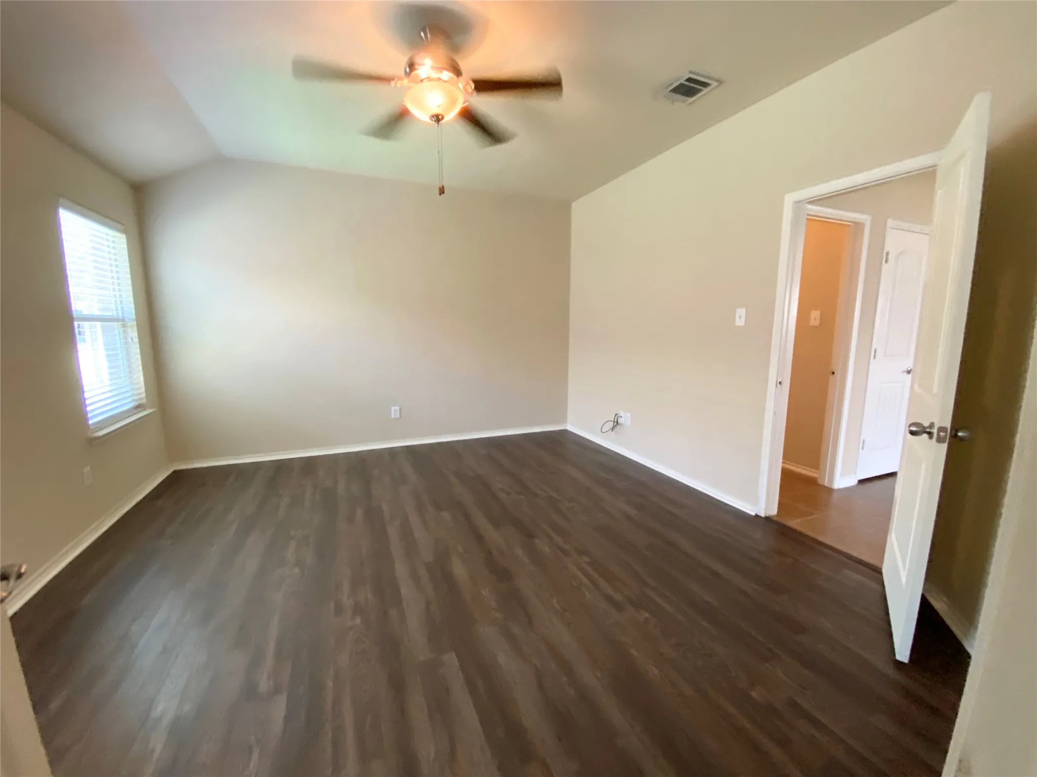 Single Family Residence For Rent in Denton County , 848 Lake Forest Trail, Little Elm, Texas 75068, 3 Bedroom, 2 Bathroom, 2 Garage spaces, 1,868 Sqft, built in 2011, mls#21315049, Real Estate Agent in Little Elm, Homes For Rent in Denton county, Homes For Rent in Little Elm, Realtor in Little Elm Texas, Real Estate Brokerage Independent Realty Texas, Luminita Cordes Realtor