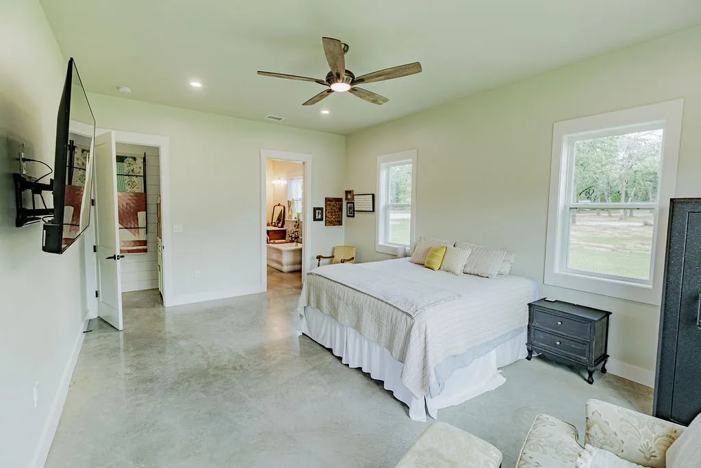 Farm For Sale in Montague County , 2094 Jim Harry Loop, Sunset, Texas 76270, 5 Bedroom, 5 Bathroom, 3 Garage spaces, 3,574 Sqft, built in 2024, mls#21314605, Real Estate Agent in Sunset, Homes For Sale in Montague county, Homes For Sale in Sunset, Realtor in Sunset Texas, Real Estate Brokerage Independent Realty Texas, Luminita Cordes Realtor