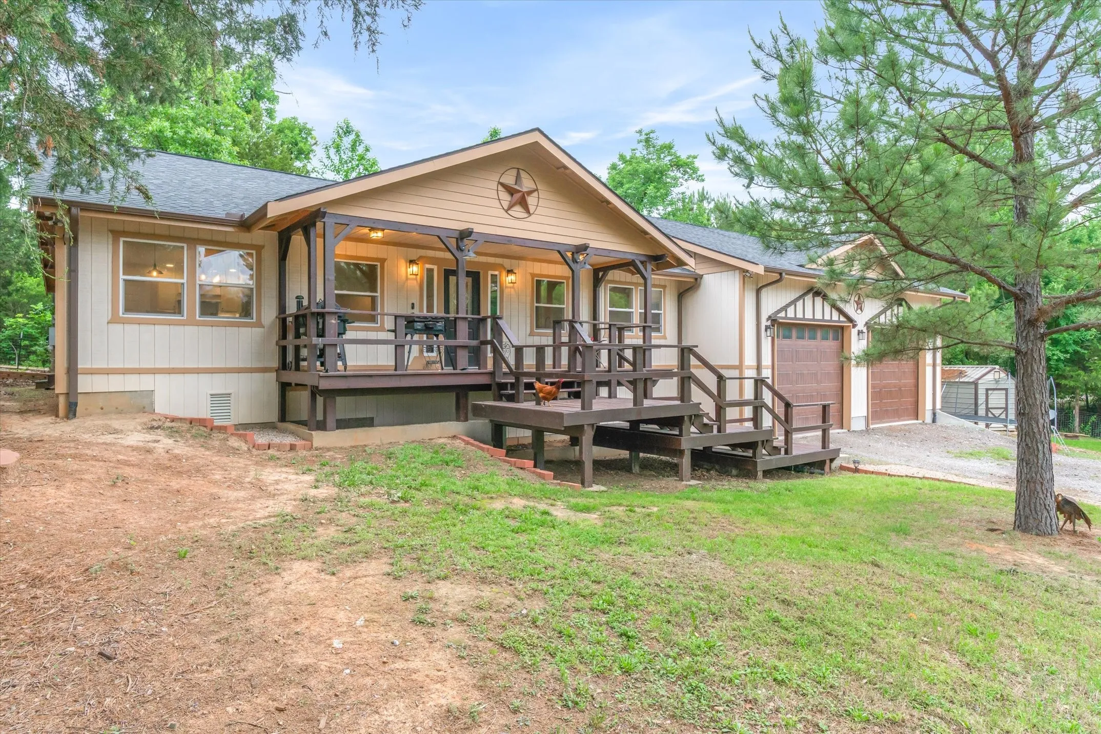 Single Family Residence For Sale in Smith County , 10344 Fm 16 W, Lindale, Texas 75771, 3 Bedroom, 3 Bathroom, 2 Garage spaces, 2,380 Sqft, built in 2024, mls#21315062, Real Estate Agent in Lindale, Homes For Sale in Smith county, Homes For Sale in Lindale, Realtor in Lindale Texas, Real Estate Brokerage Independent Realty Texas, Luminita Cordes Realtor