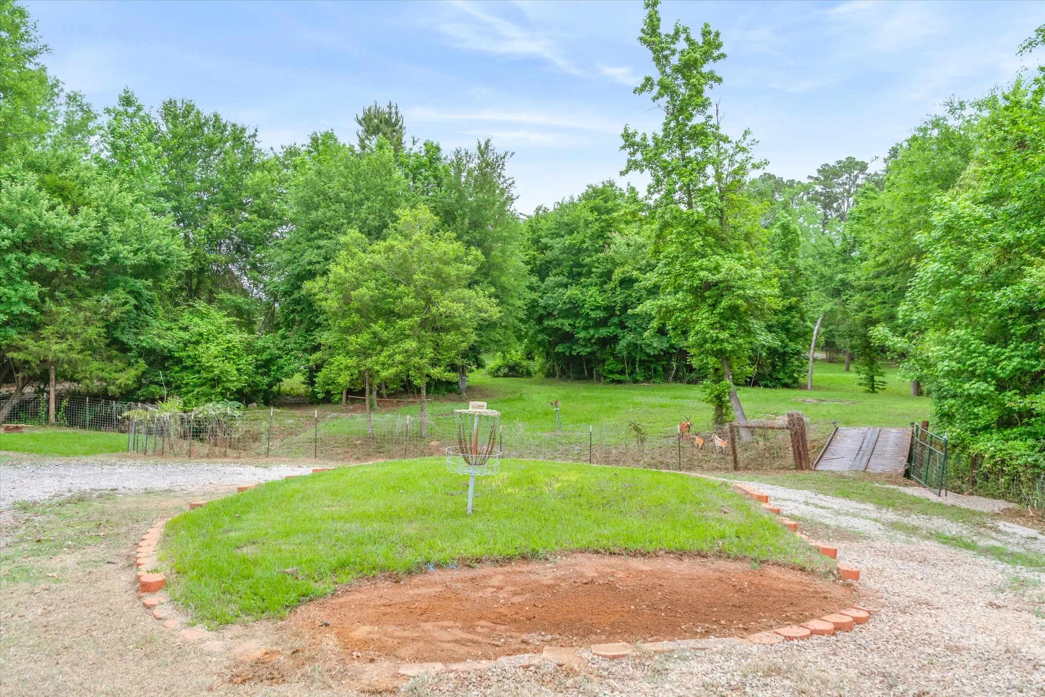 Single Family Residence For Sale in Smith County , 10344 Fm 16 W, Lindale, Texas 75771, 3 Bedroom, 3 Bathroom, 2 Garage spaces, 2,380 Sqft, built in 2024, mls#21315062, Real Estate Agent in Lindale, Homes For Sale in Smith county, Homes For Sale in Lindale, Realtor in Lindale Texas, Real Estate Brokerage Independent Realty Texas, Luminita Cordes Realtor