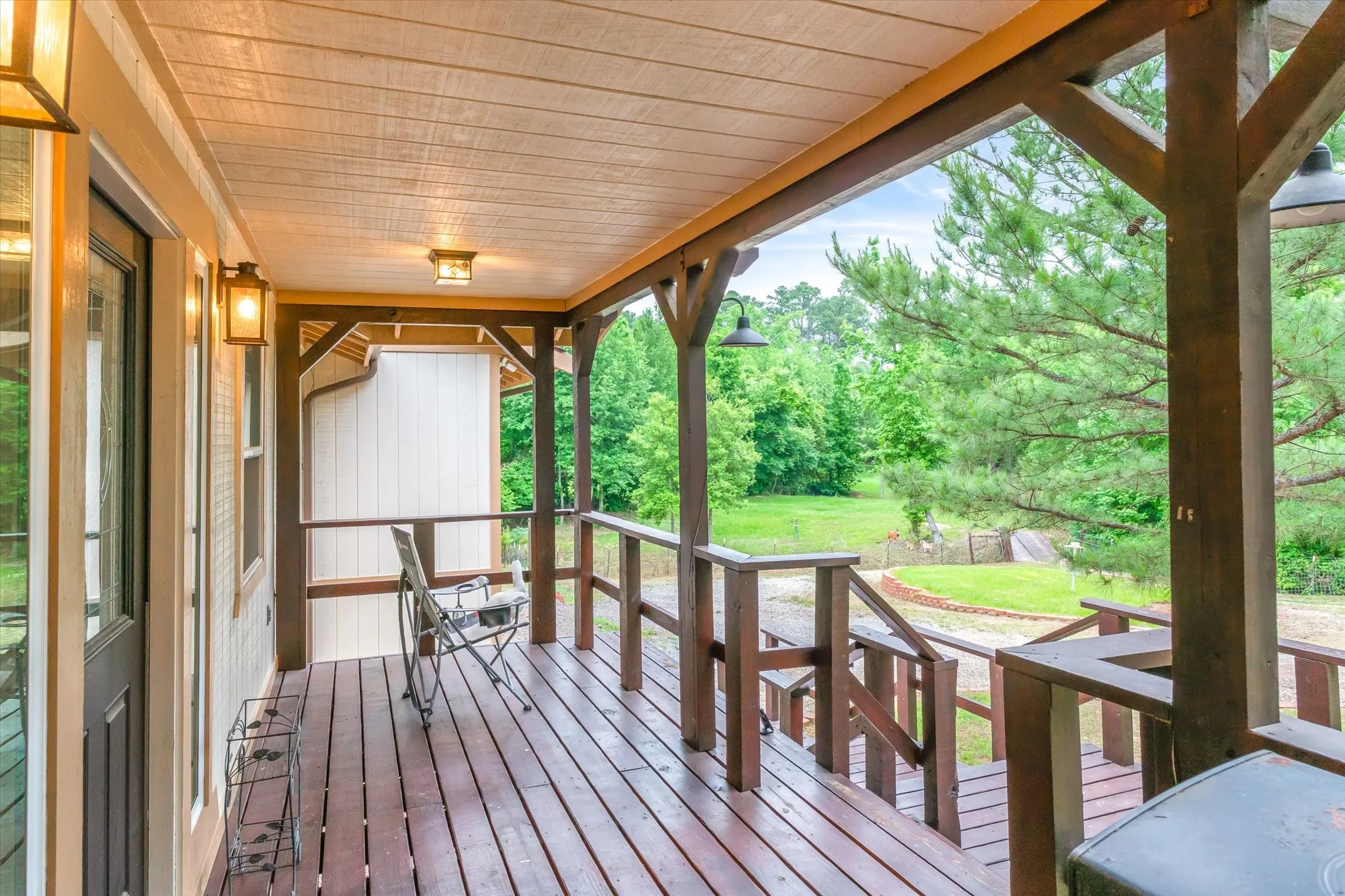Single Family Residence For Sale in Smith County , 10344 Fm 16 W, Lindale, Texas 75771, 3 Bedroom, 3 Bathroom, 2 Garage spaces, 2,380 Sqft, built in 2024, mls#21315062, Real Estate Agent in Lindale, Homes For Sale in Smith county, Homes For Sale in Lindale, Realtor in Lindale Texas, Real Estate Brokerage Independent Realty Texas, Luminita Cordes Realtor