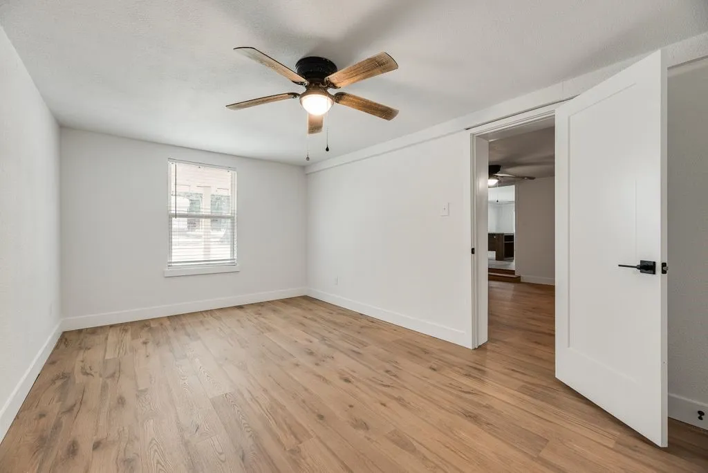 Single Family Residence For Sale in Van Zandt County , 635 Vz County Road 3829, Wills Point, Texas 75169, 3 Bedroom, 3 Bathroom, Garage spaces, 1,388 Sqft, built in 1951, mls#21312815, Real Estate Agent in Wills Point, Homes For Sale in Van Zandt county, Homes For Sale in Wills Point, Realtor in Wills Point Texas, Real Estate Brokerage Independent Realty Texas, Luminita Cordes Realtor