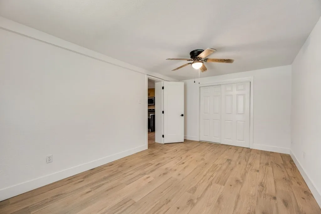 Single Family Residence For Sale in Van Zandt County , 635 Vz County Road 3829, Wills Point, Texas 75169, 3 Bedroom, 3 Bathroom, Garage spaces, 1,388 Sqft, built in 1951, mls#21312815, Real Estate Agent in Wills Point, Homes For Sale in Van Zandt county, Homes For Sale in Wills Point, Realtor in Wills Point Texas, Real Estate Brokerage Independent Realty Texas, Luminita Cordes Realtor
