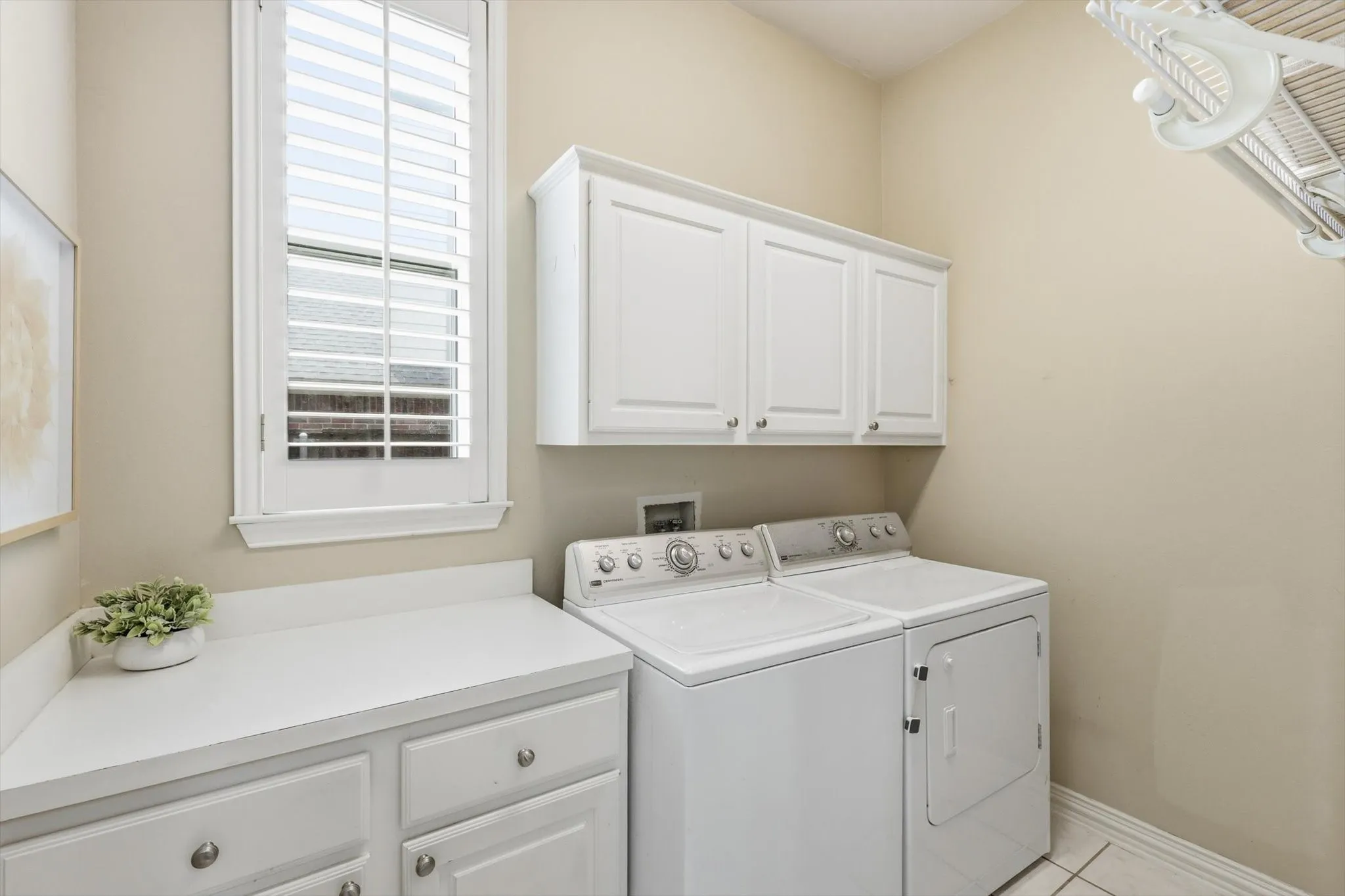 Single Family Residence For Sale in Dallas County , 200 Wilshire Drive, Coppell, Texas 75019, 4 Bedroom, 3 Bathroom, 2 Garage spaces, 3,503 Sqft, built in 1995, mls#21308643, Real Estate Agent in Coppell, Homes For Sale in Dallas county, Homes For Sale in Coppell, Realtor in Coppell Texas, Real Estate Brokerage Independent Realty Texas, Luminita Cordes Realtor