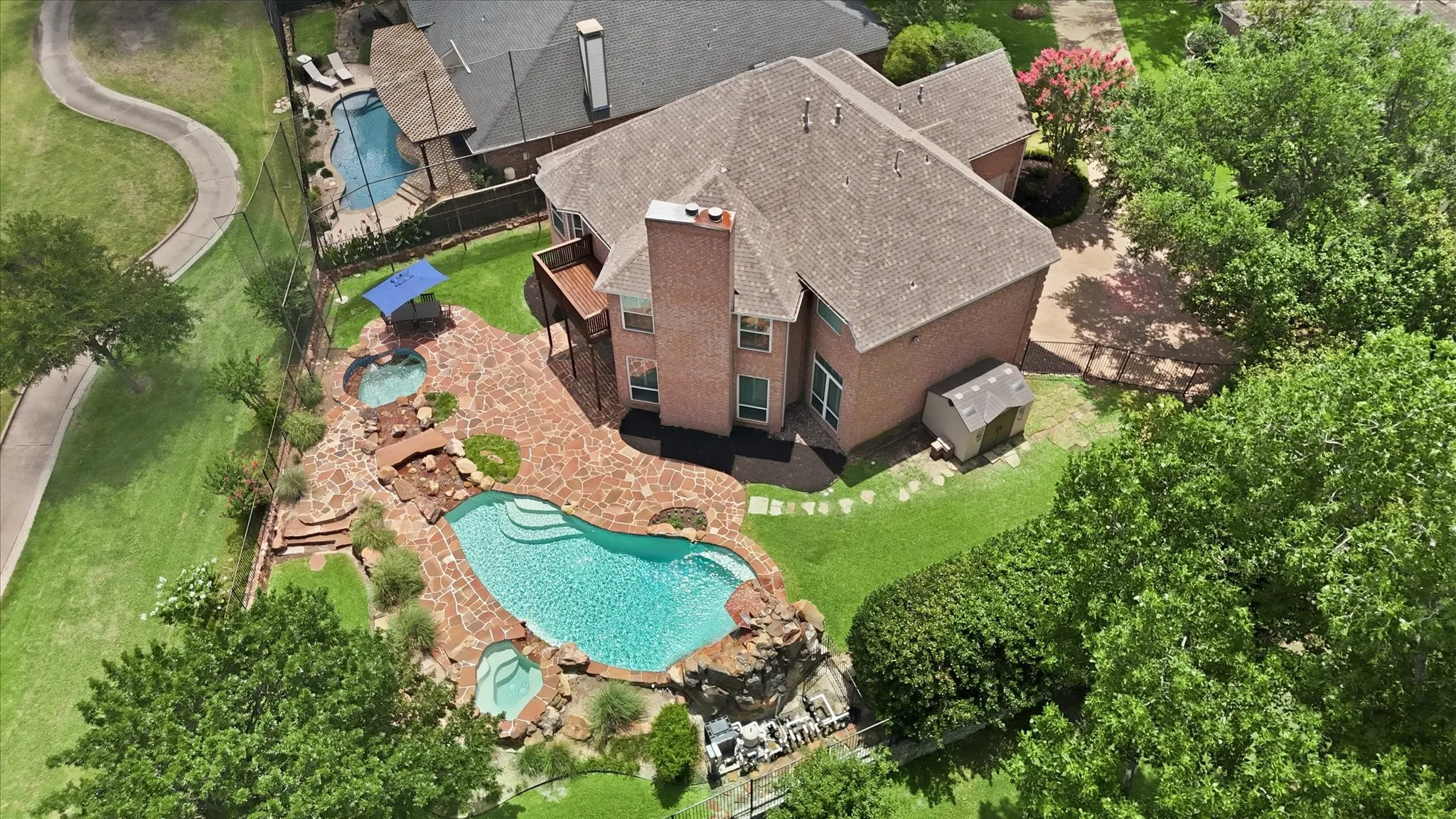 Single Family Residence For Sale in Dallas County , 200 Wilshire Drive, Coppell, Texas 75019, 4 Bedroom, 3 Bathroom, 2 Garage spaces, 3,503 Sqft, built in 1995, mls#21308643, Real Estate Agent in Coppell, Homes For Sale in Dallas county, Homes For Sale in Coppell, Realtor in Coppell Texas, Real Estate Brokerage Independent Realty Texas, Luminita Cordes Realtor