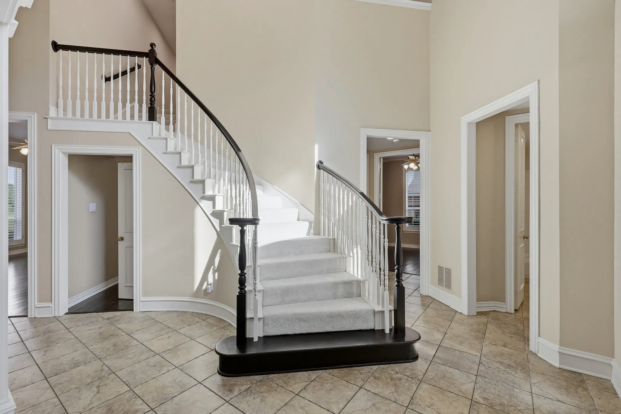 Single Family Residence For Sale in Dallas County , 200 Wilshire Drive, Coppell, Texas 75019, 4 Bedroom, 3 Bathroom, 2 Garage spaces, 3,503 Sqft, built in 1995, mls#21308643, Real Estate Agent in Coppell, Homes For Sale in Dallas county, Homes For Sale in Coppell, Realtor in Coppell Texas, Real Estate Brokerage Independent Realty Texas, Luminita Cordes Realtor