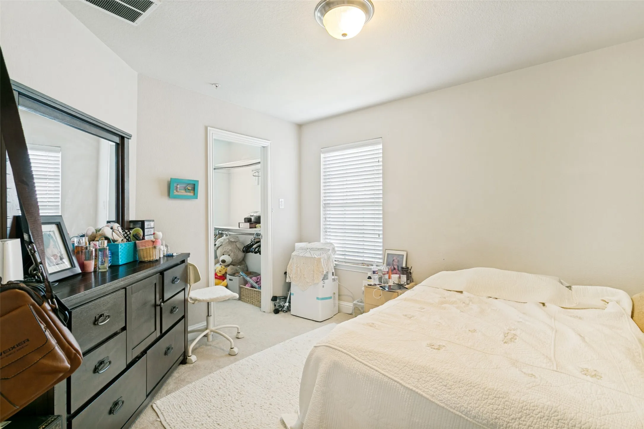 Townhouse For Rent in Denton County , 2622 Jackson Drive, Lewisville, Texas 75067, 3 Bedroom, 4 Bathroom, 2 Garage spaces, 1,849 Sqft, built in 2013, mls#21310889, Real Estate Agent in Lewisville, Homes For Rent in Denton county, Homes For Rent in Lewisville, Realtor in Lewisville Texas, Real Estate Brokerage Independent Realty Texas, Luminita Cordes Realtor