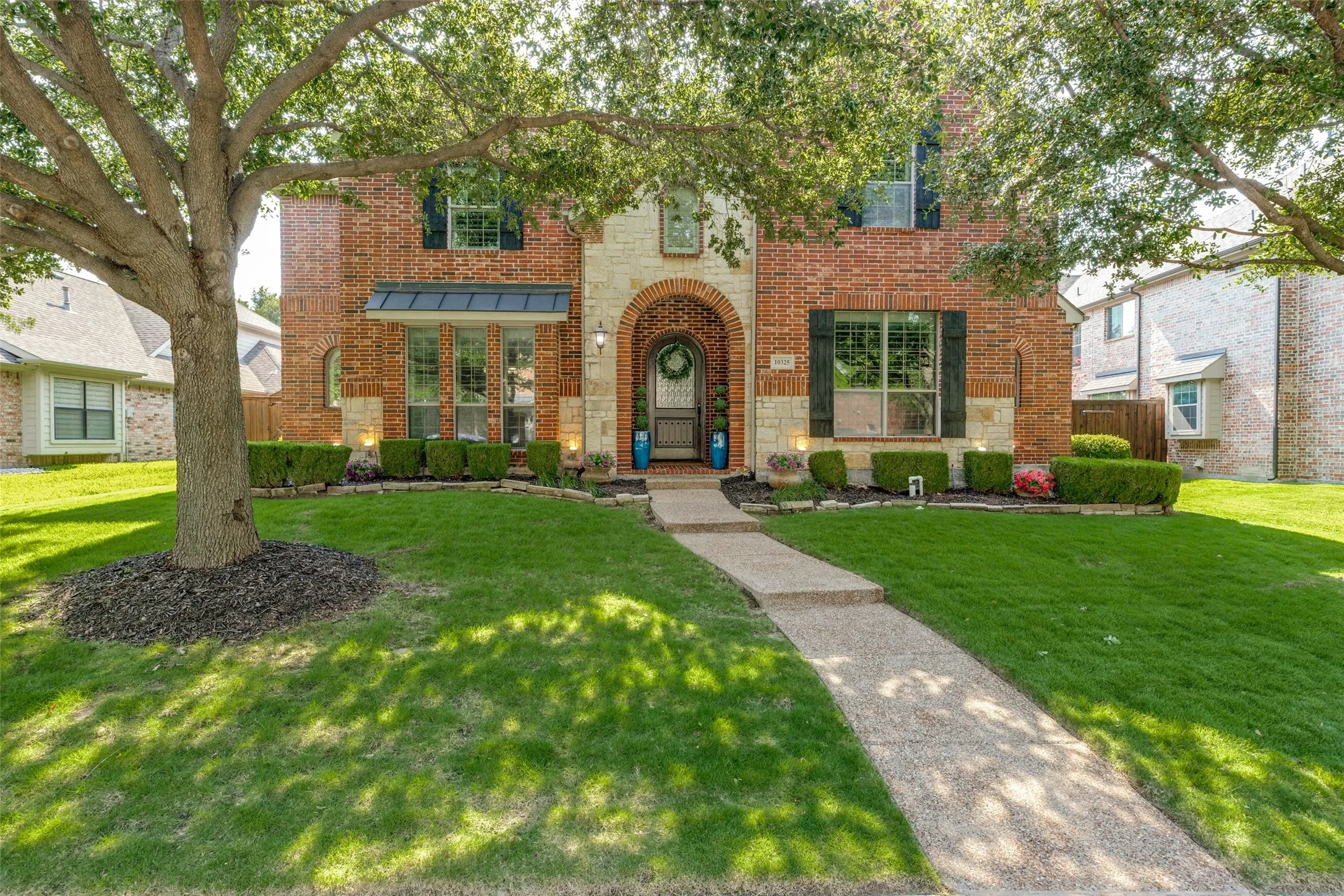 Single Family Residence For Sale in Denton County , 10325 Fire Ridge Drive, Frisco, Texas 75033, 4 Bedroom, 4 Bathroom, 3 Garage spaces, 4,318 Sqft, built in 2006, mls#21302144, Real Estate Agent in Frisco, Homes For Sale in Denton county, Homes For Sale in Frisco, Realtor in Frisco Texas, Real Estate Brokerage Independent Realty Texas, Luminita Cordes Realtor