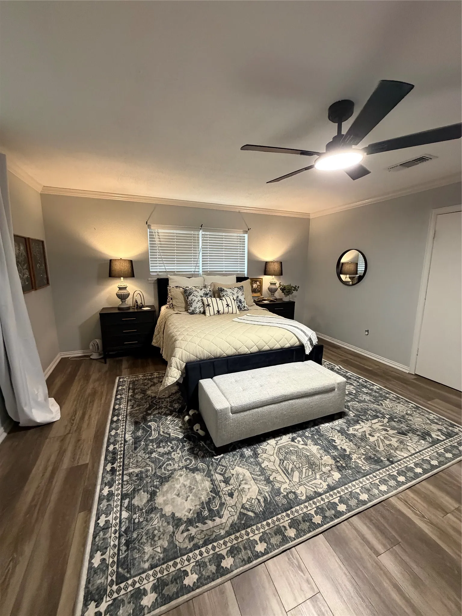 Single Family Residence For Sale in Limestone County , 401 S Ross Avenue, Mexia, Texas 76667, 4 Bedrooms, 3 Bathrooms, 2 Garage spaces, 3,393 Sqft, built in 1966, Price $339,500, mls#21314648, Real Estate Agent in Mexia, Homes For Sale in Limestone county, Homes For Sale in Mexia, Realtor in Mexia Texas, Real Estate Brokerage Independent Realty Texas, Luminita Cordes Realtor
