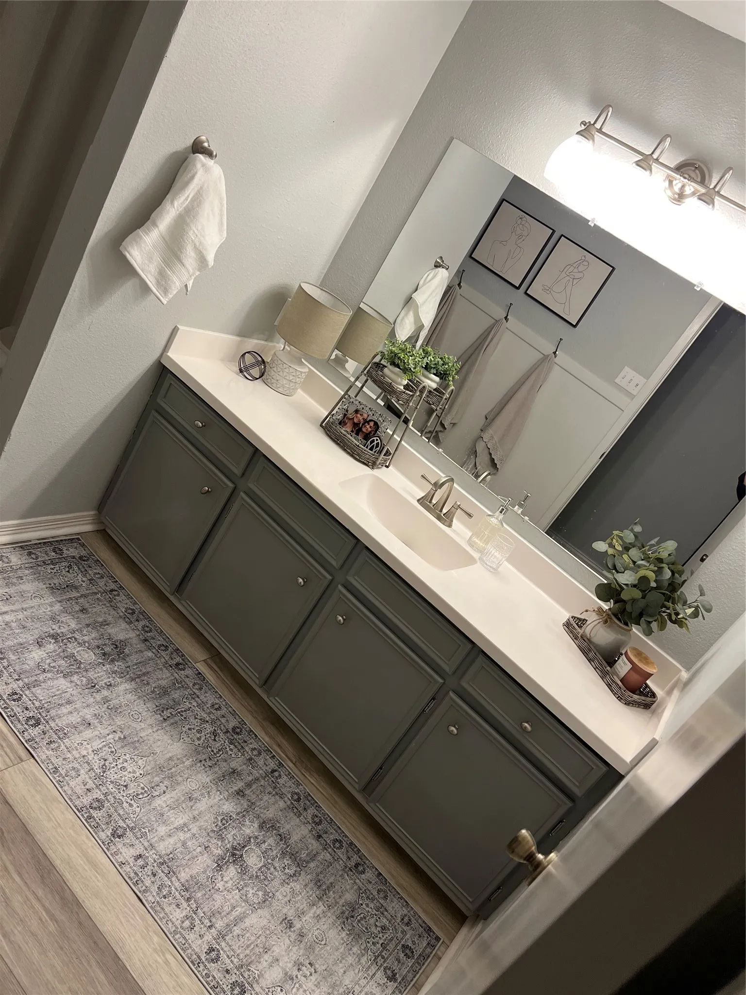 Single Family Residence For Sale in Limestone County , 401 S Ross Avenue, Mexia, Texas 76667, 4 Bedrooms, 3 Bathrooms, 2 Garage spaces, 3,393 Sqft, built in 1966, Price $339,500, mls#21314648, Real Estate Agent in Mexia, Homes For Sale in Limestone county, Homes For Sale in Mexia, Realtor in Mexia Texas, Real Estate Brokerage Independent Realty Texas, Luminita Cordes Realtor